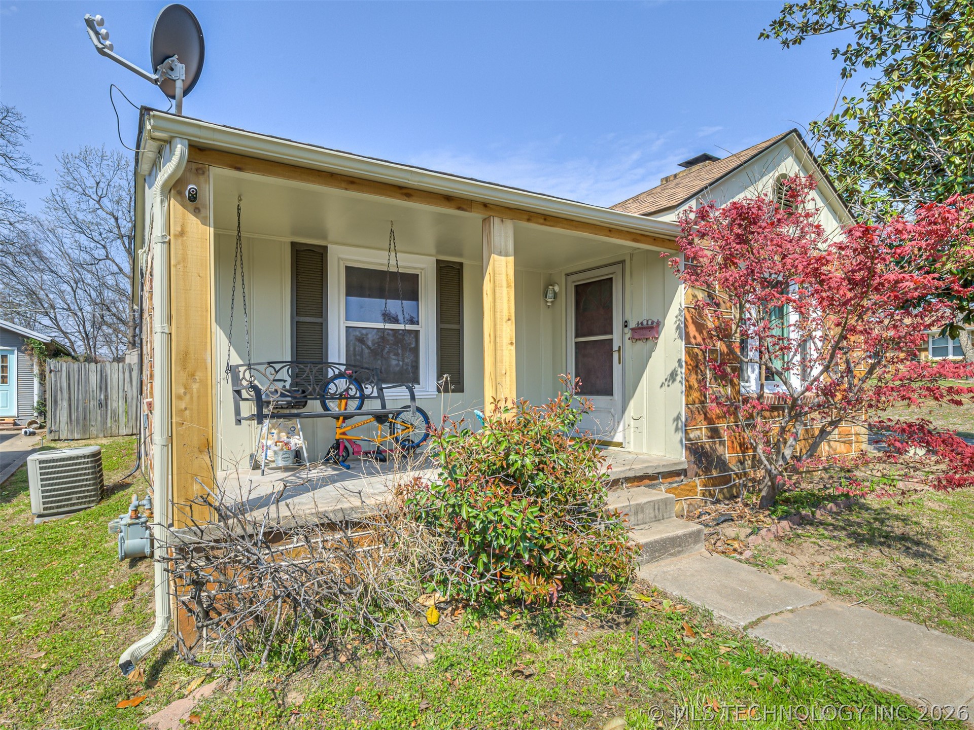 1024 N Main Street Property Photo 5