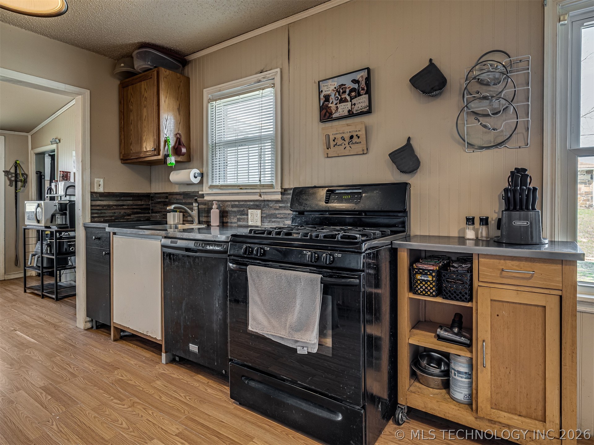 1024 N Main Street Property Photo 18