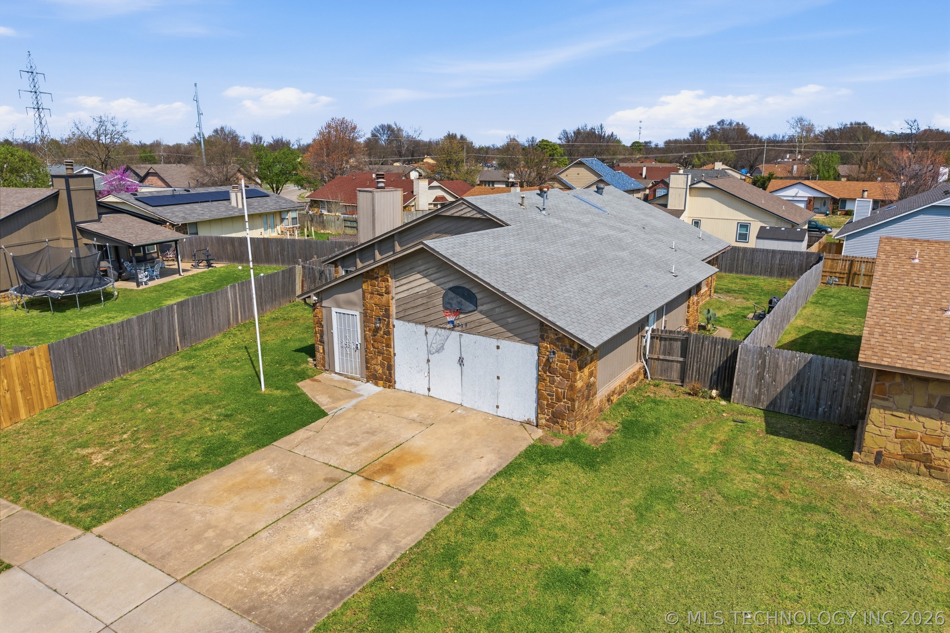 14209 E 37th Place Property Photo 29