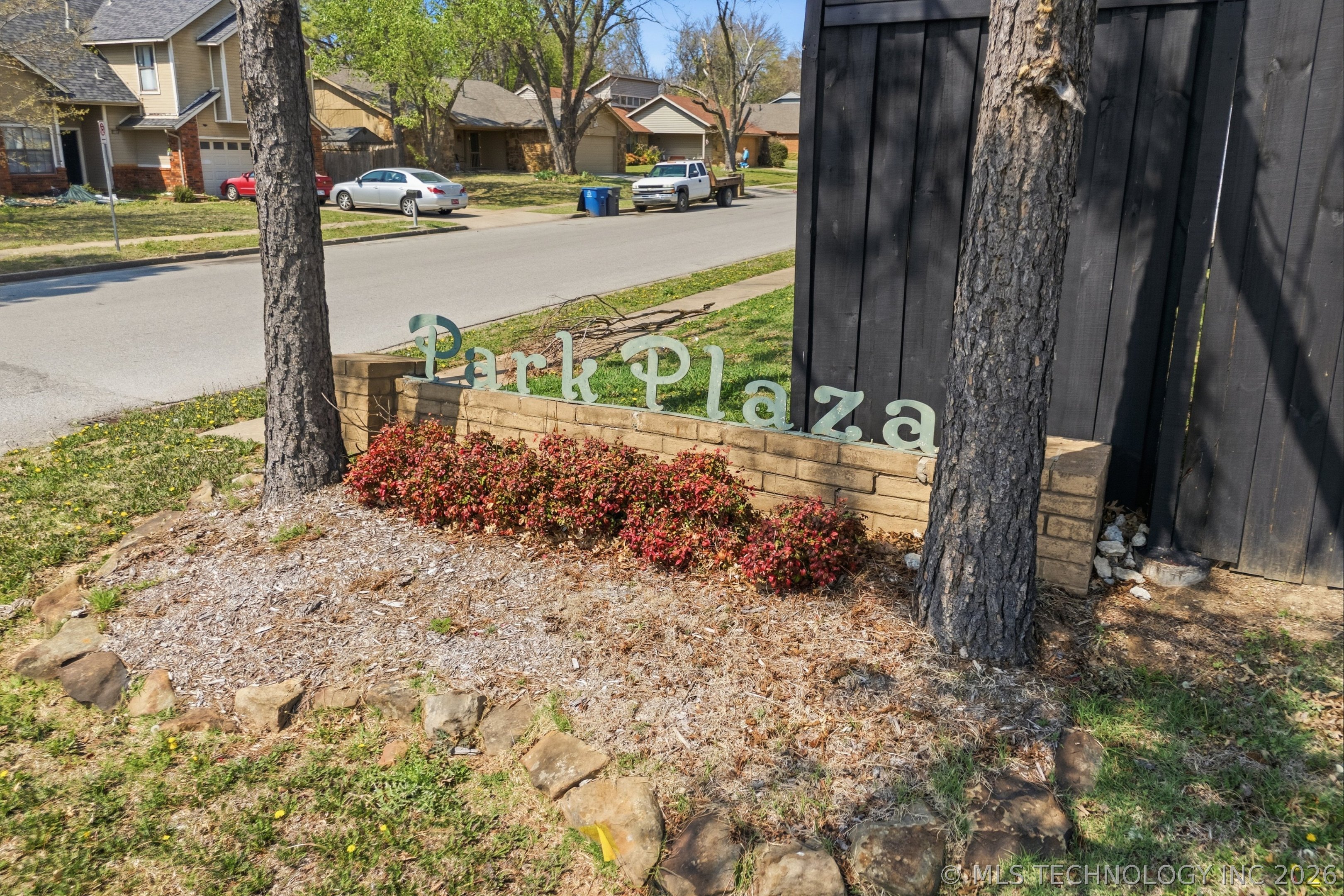 14209 E 37th Place Property Photo 35