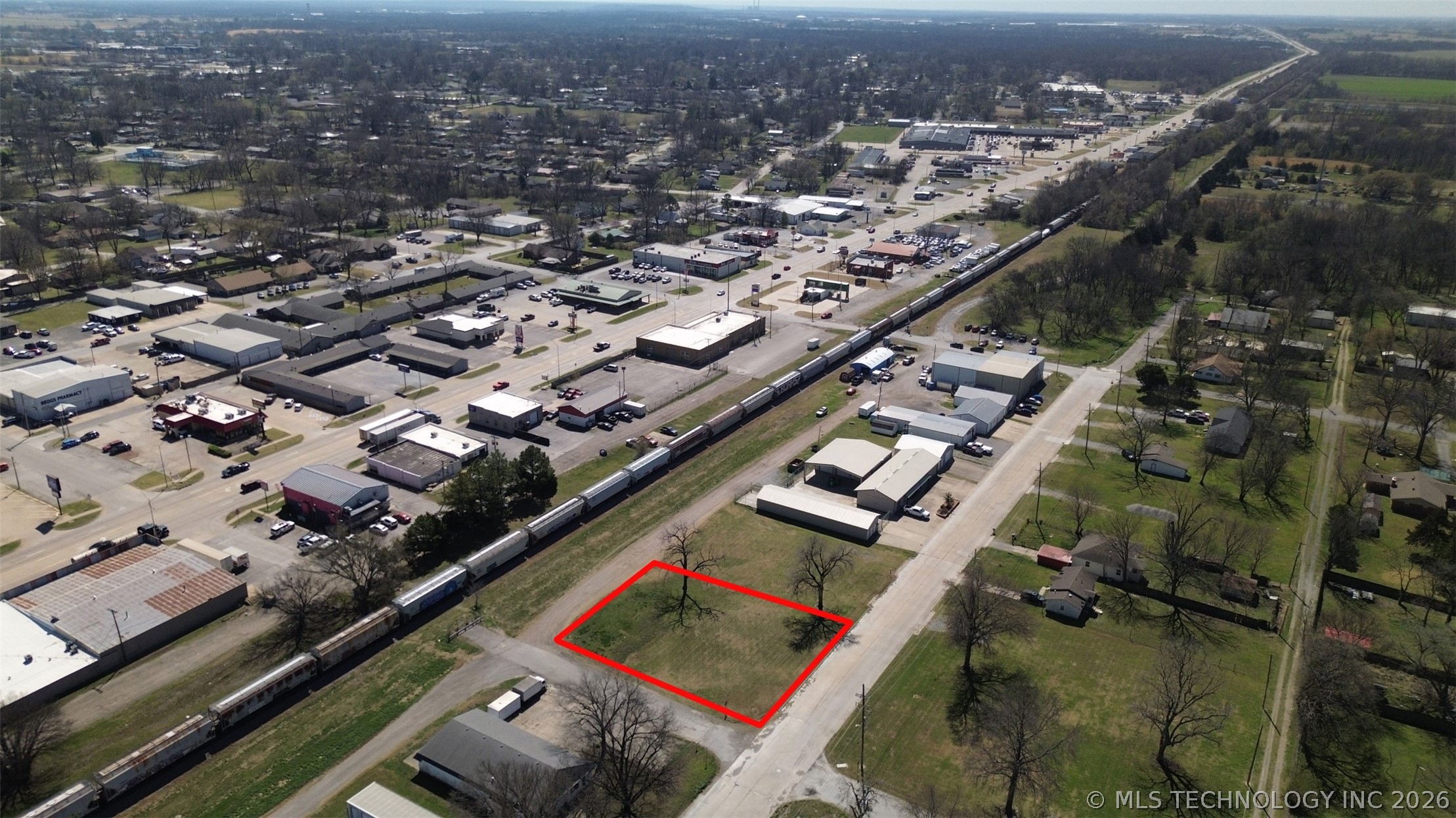 201 S Taylor Street Property Photo 4