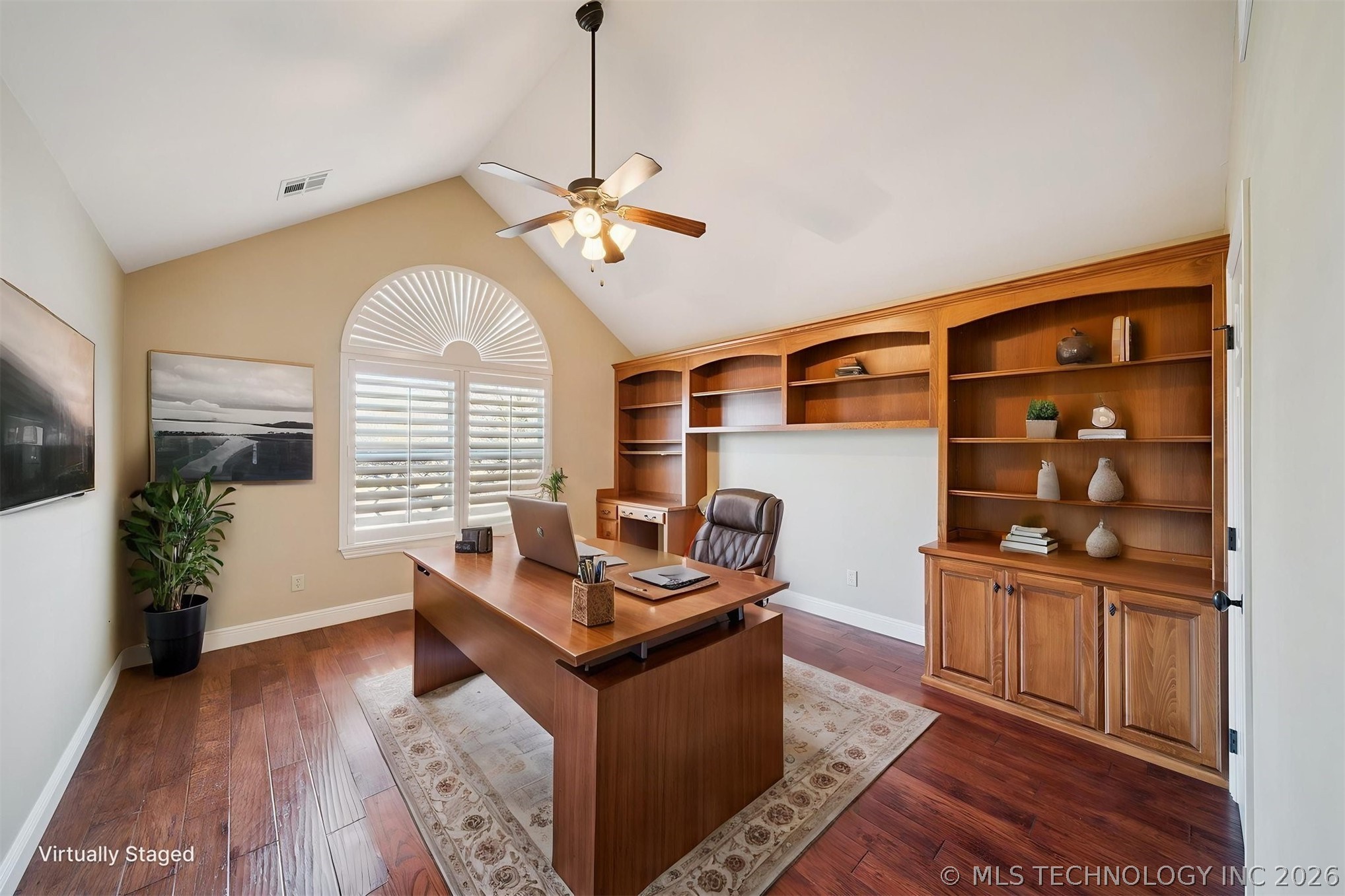 5020 Lake Breeze Road Property Photo 36