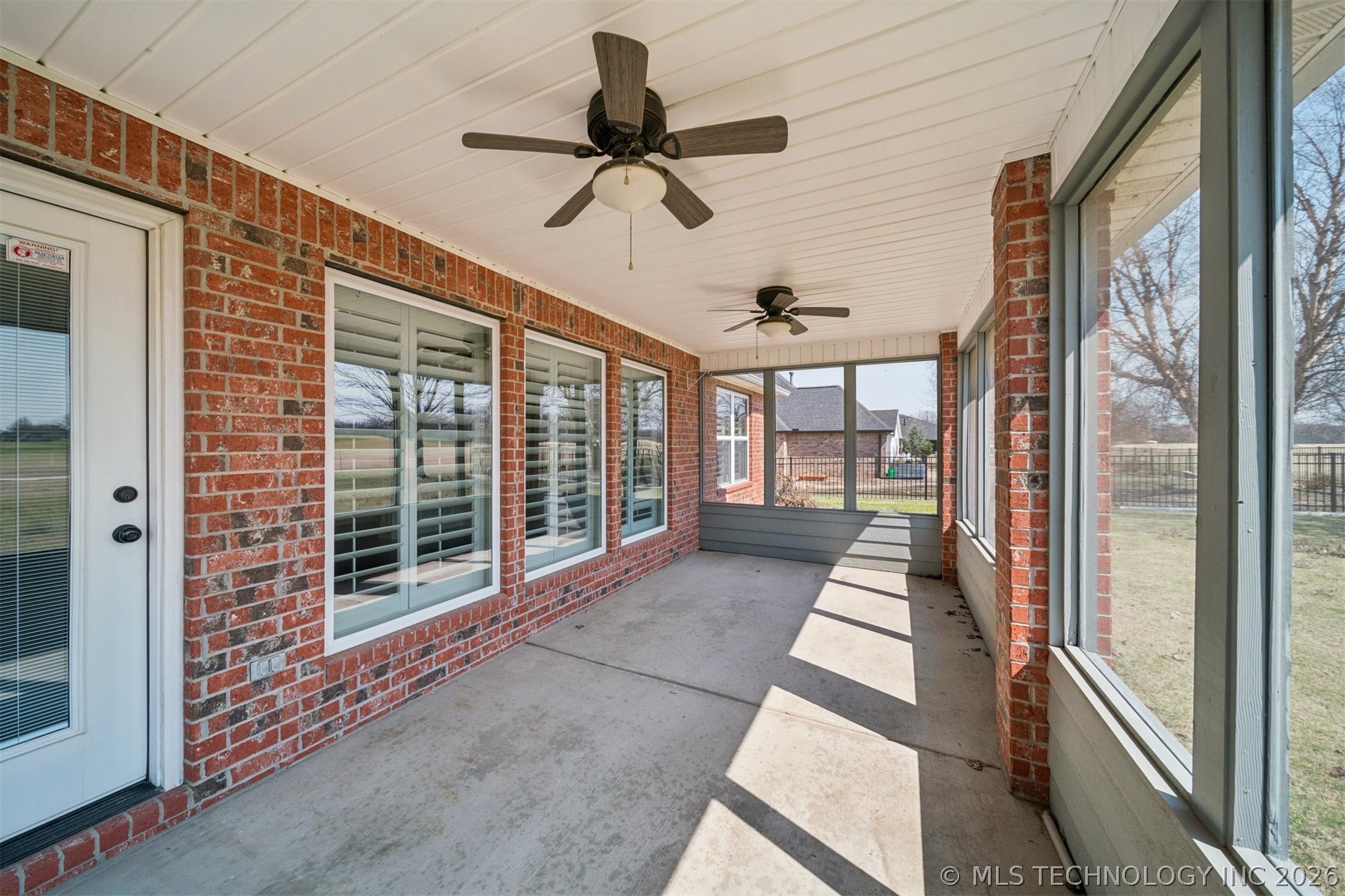 5020 Lake Breeze Road Property Photo 38