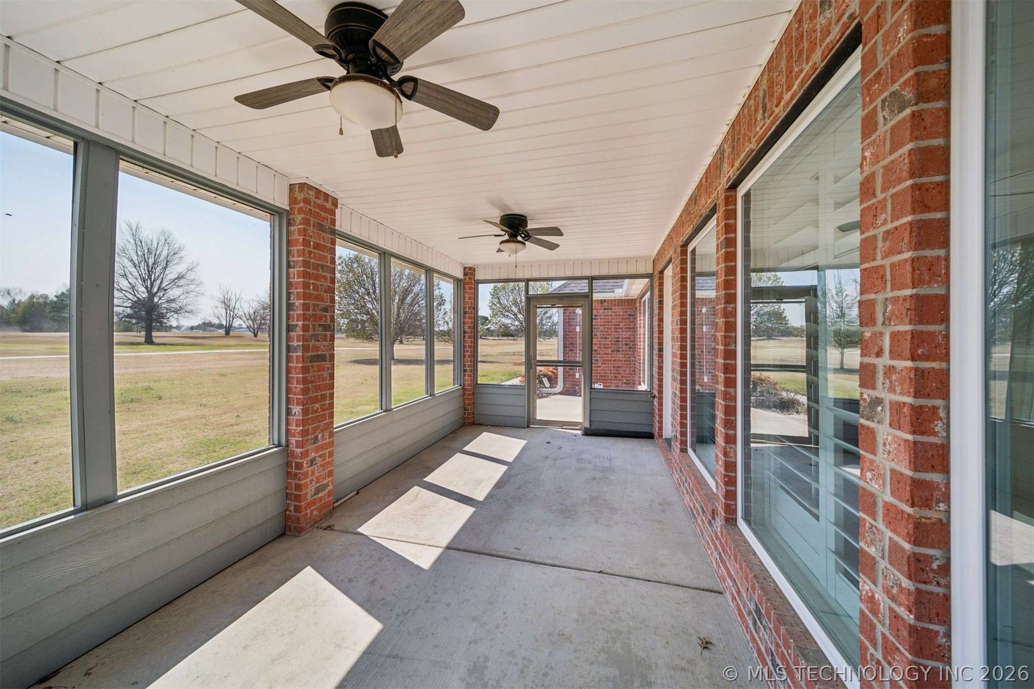 5020 Lake Breeze Road Property Photo 40