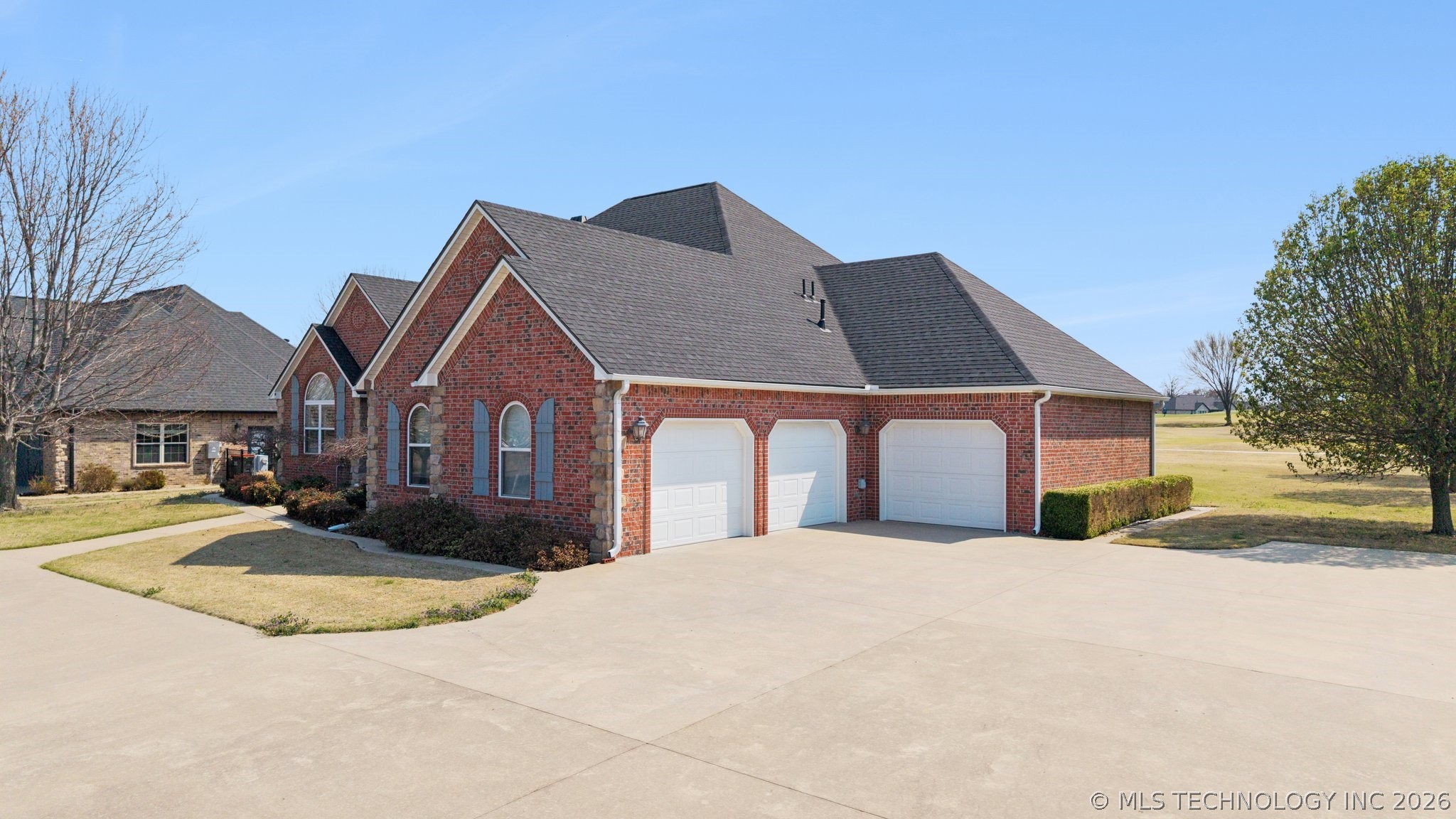 5020 Lake Breeze Road Property Photo 48