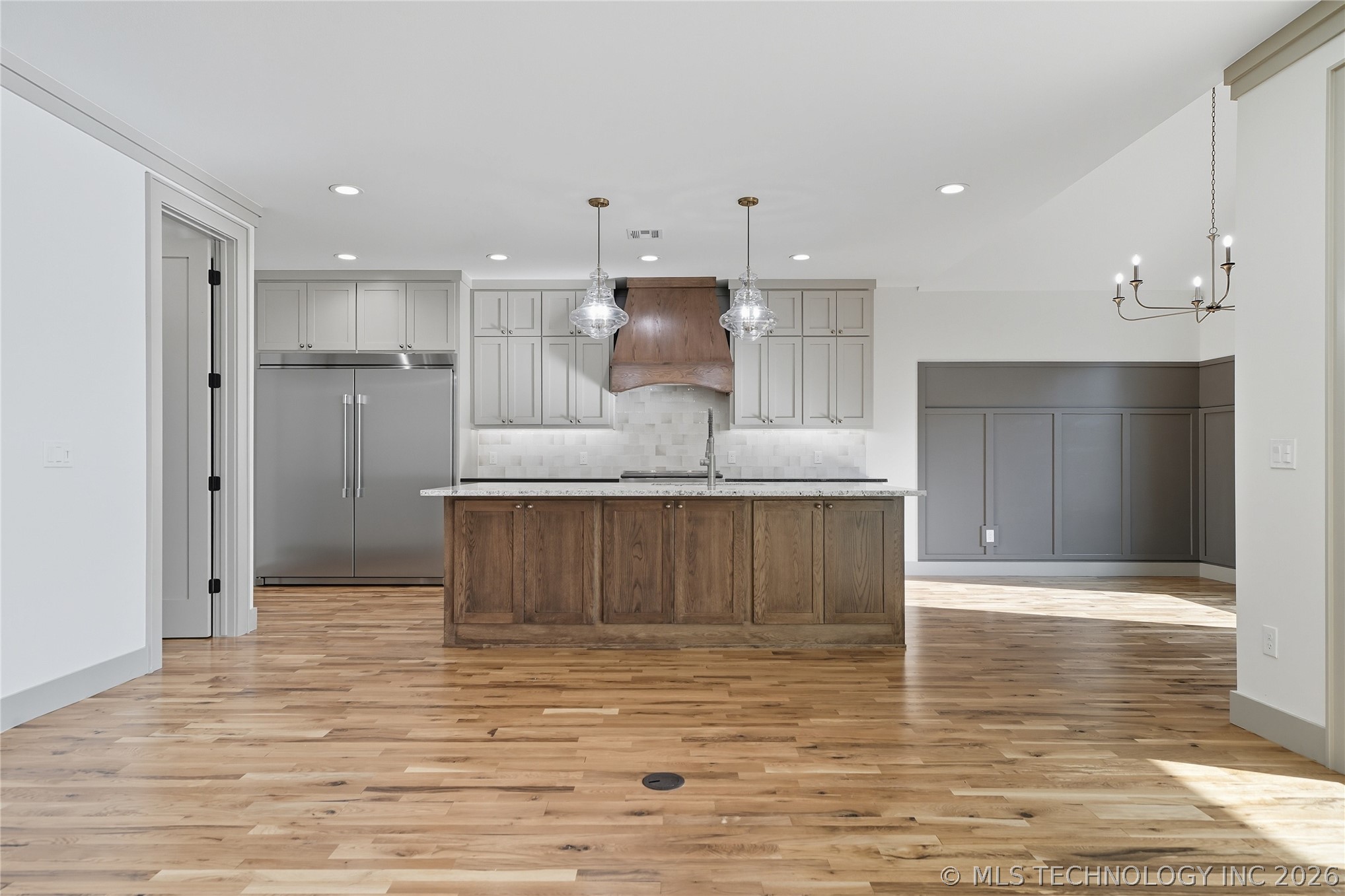 3921 S Madison Avenue Property Photo 3