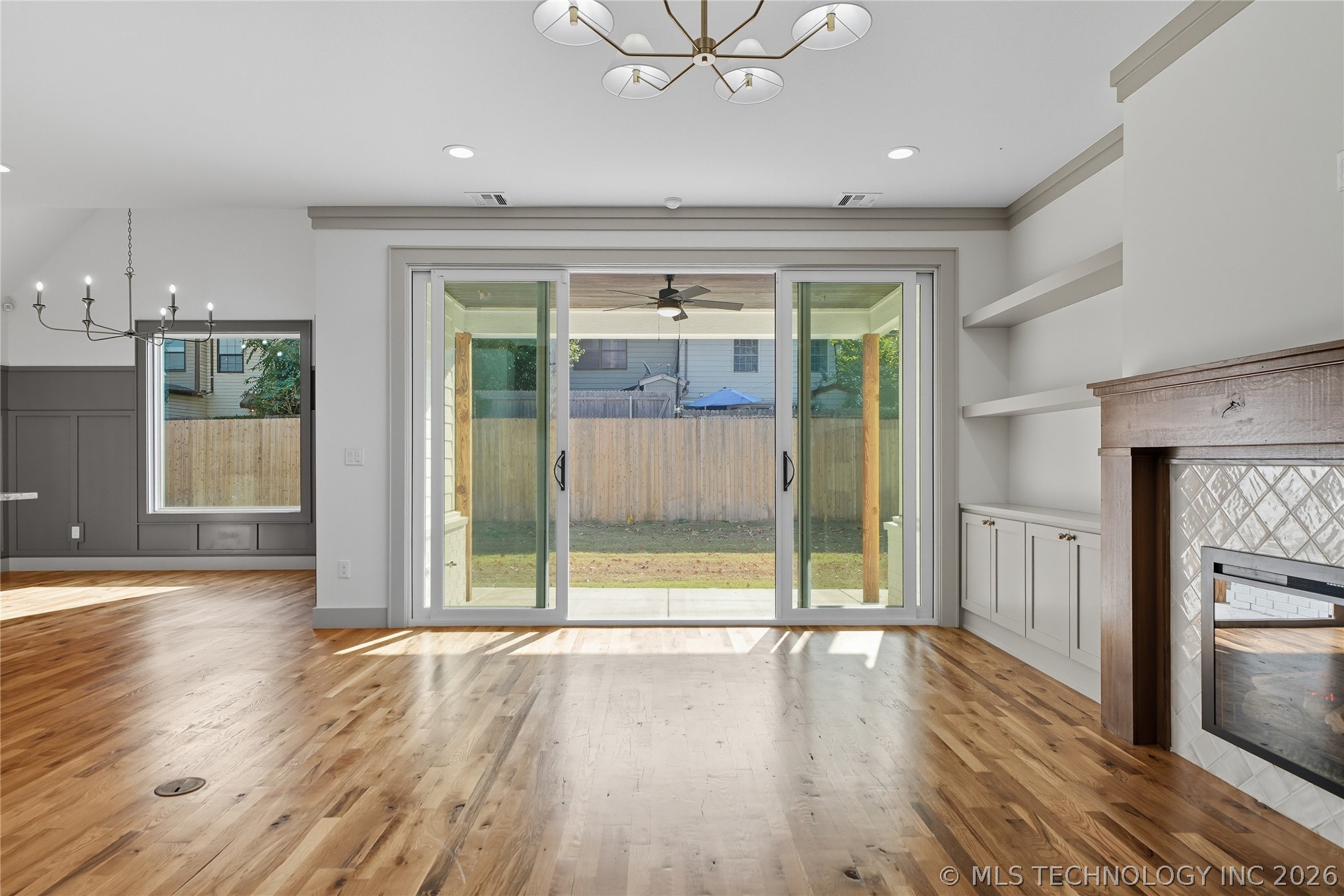 3921 S Madison Avenue Property Photo 6