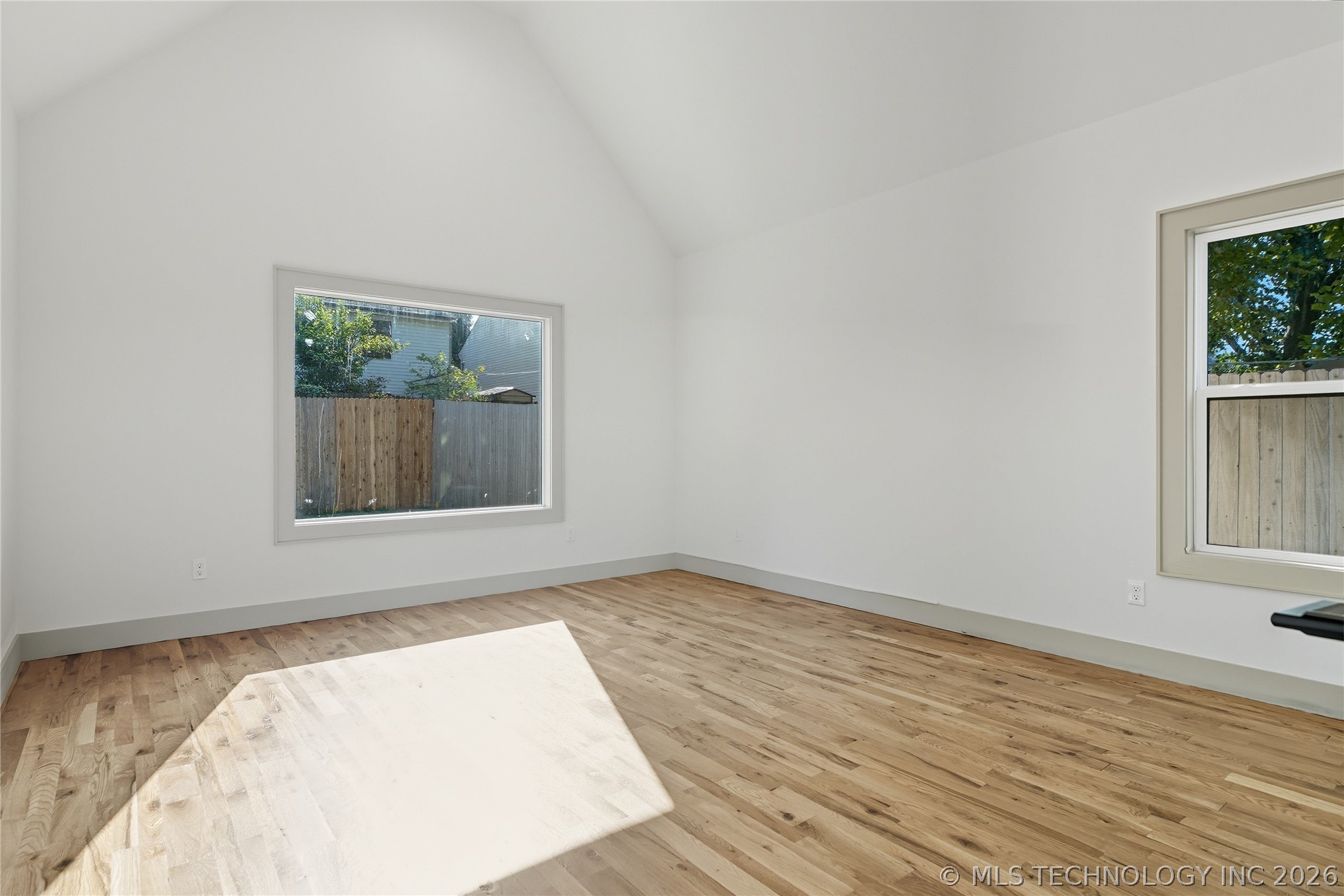 3921 S Madison Avenue Property Photo 16