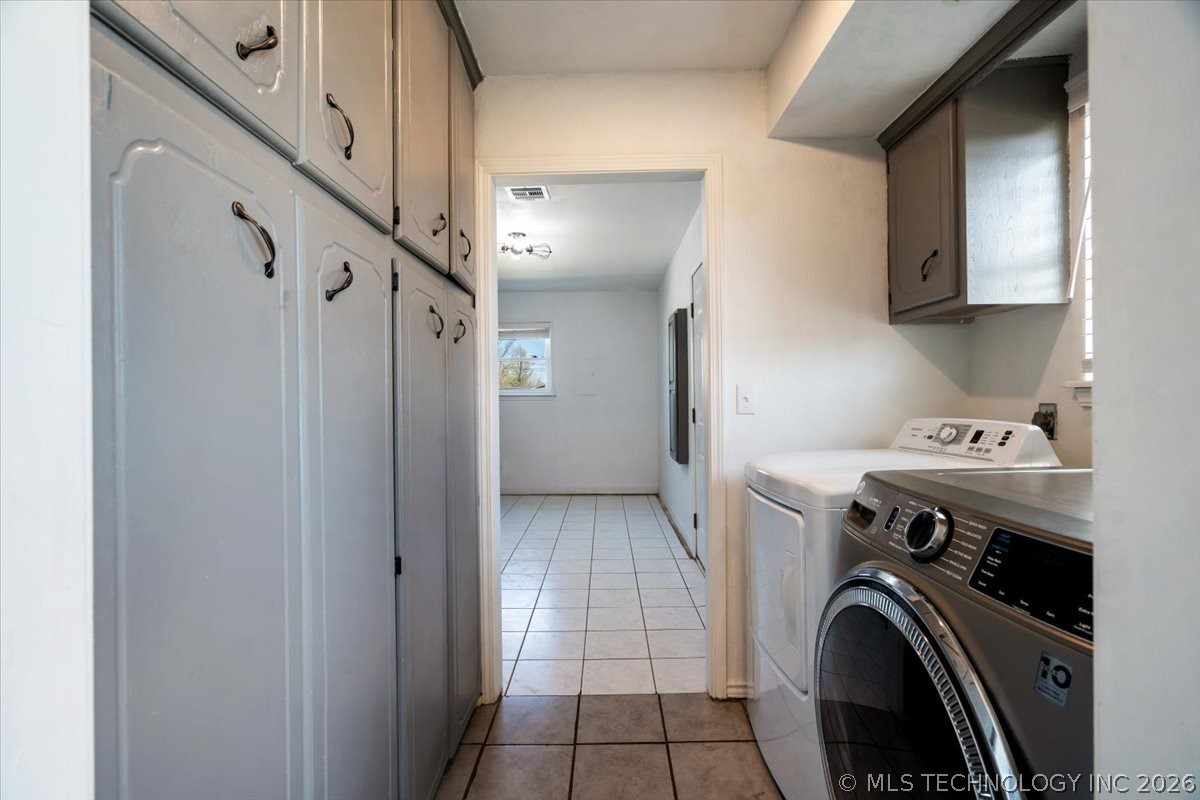 12139 N 121 East Avenue Property Photo 16