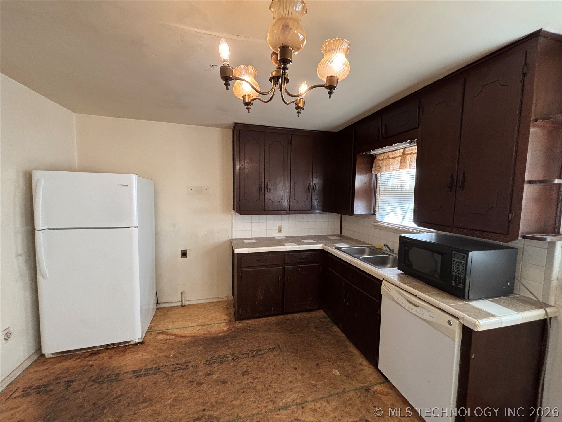 902 Roosevelt Property Photo 24