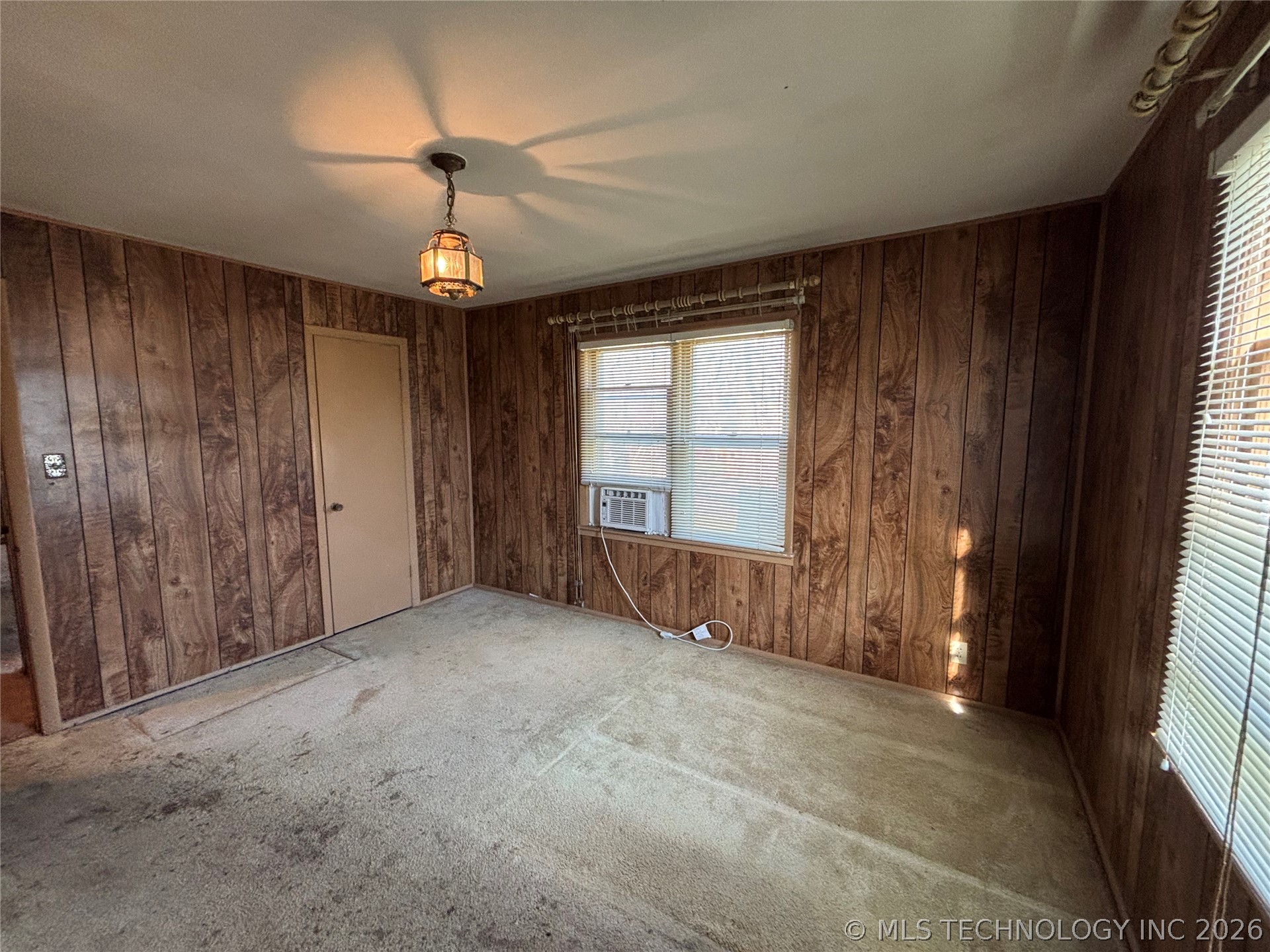 902 Roosevelt Property Photo 28