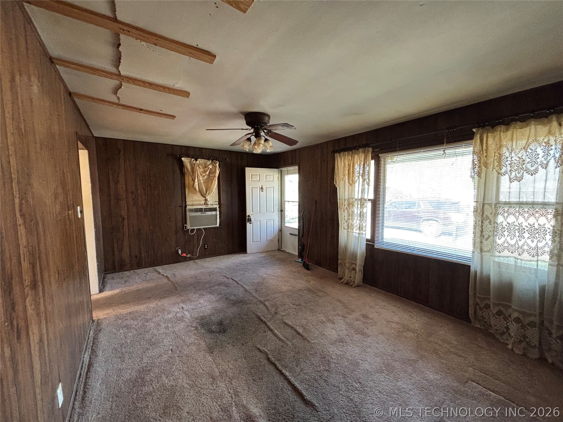 902 Roosevelt Property Photo 38