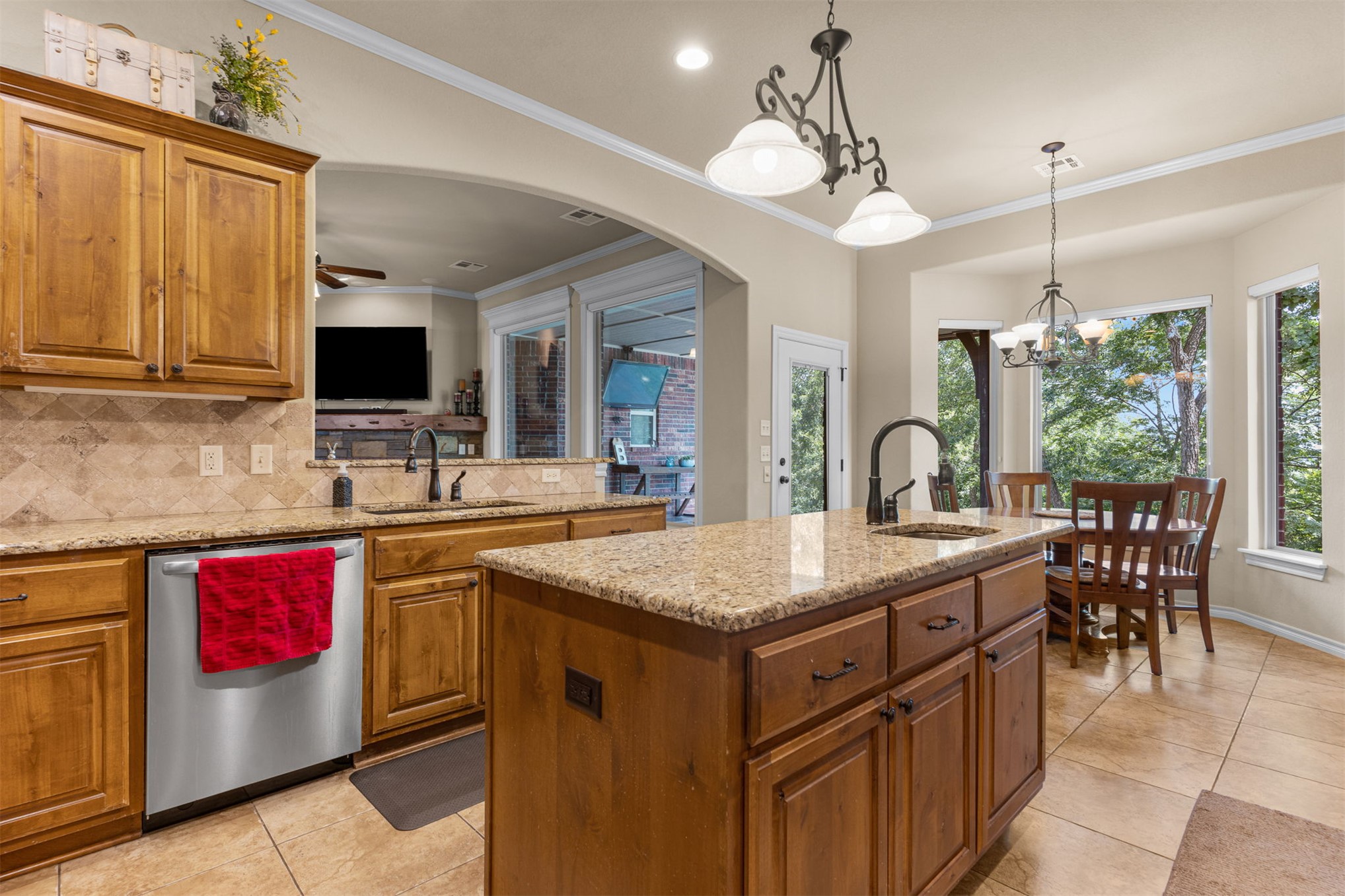 22013 Countryside Drive Property Photo 23