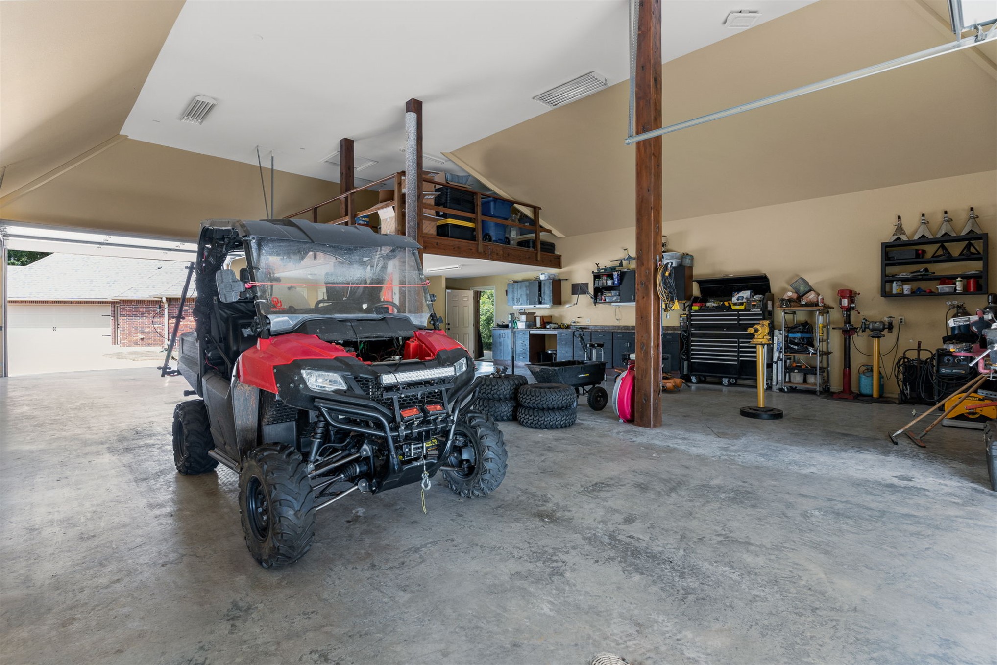 22013 Countryside Drive Property Photo 71