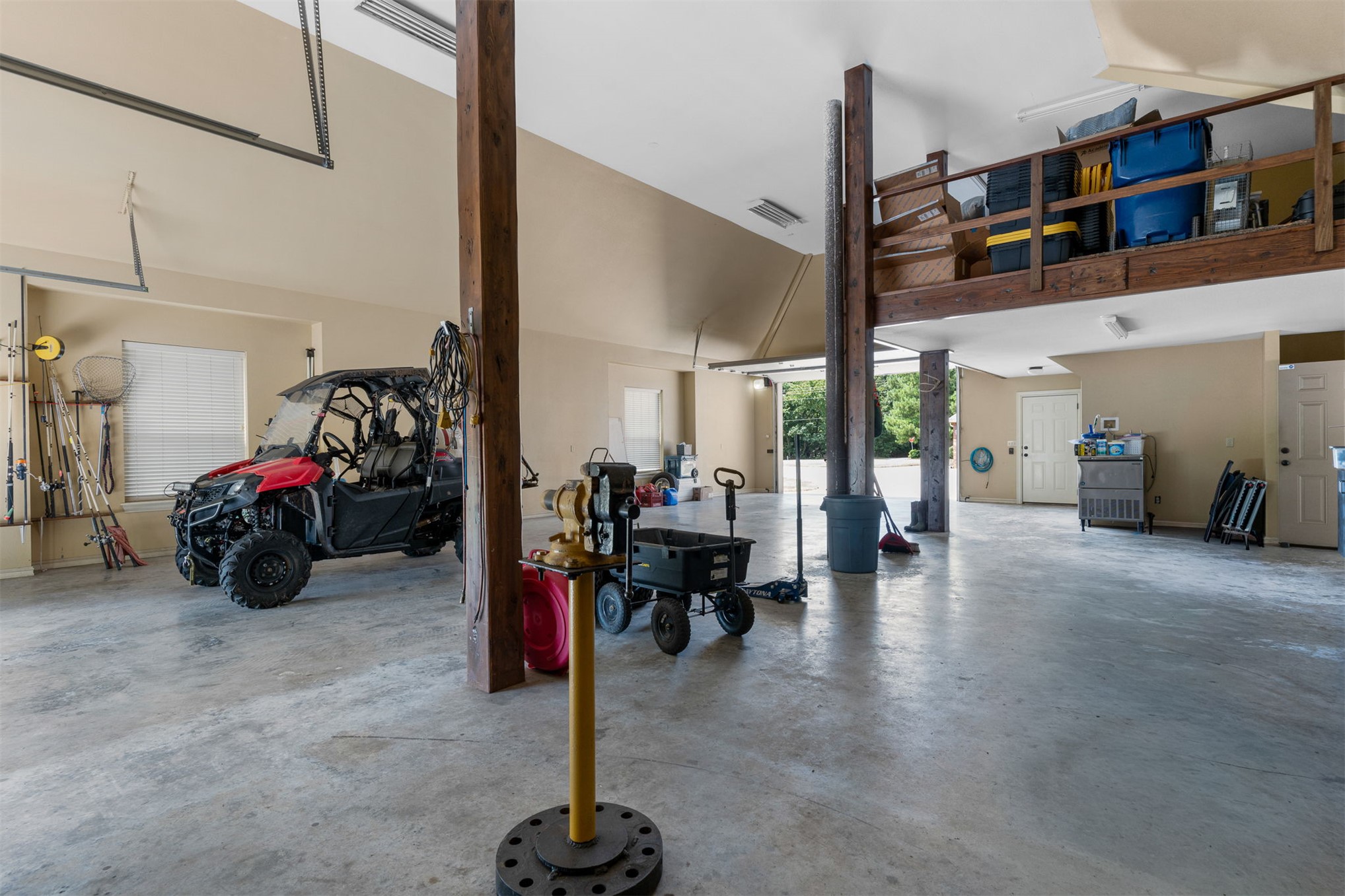 22013 Countryside Drive Property Photo 73