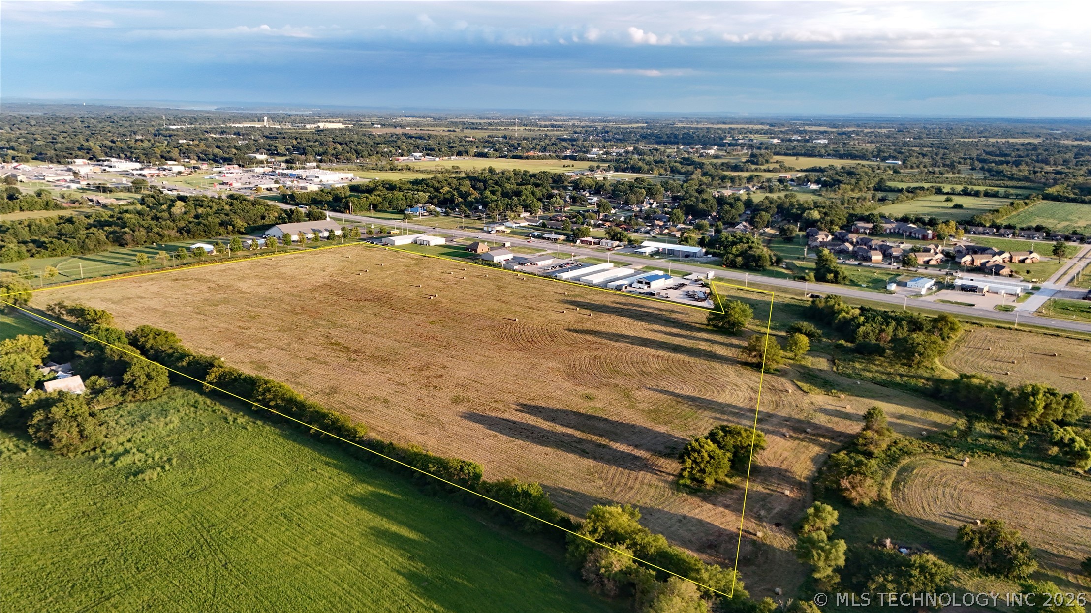 2610461 Property Photo 4