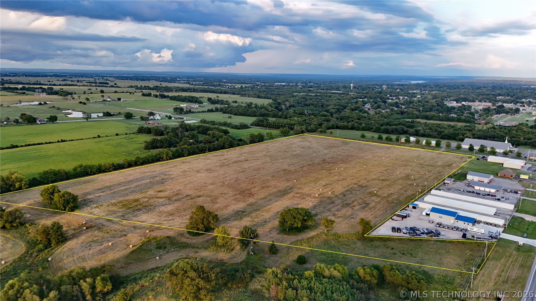 2610461 Property Photo 12