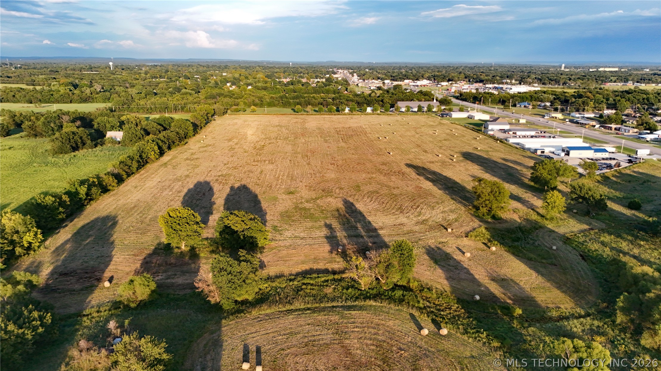 2610461 Property Photo 17