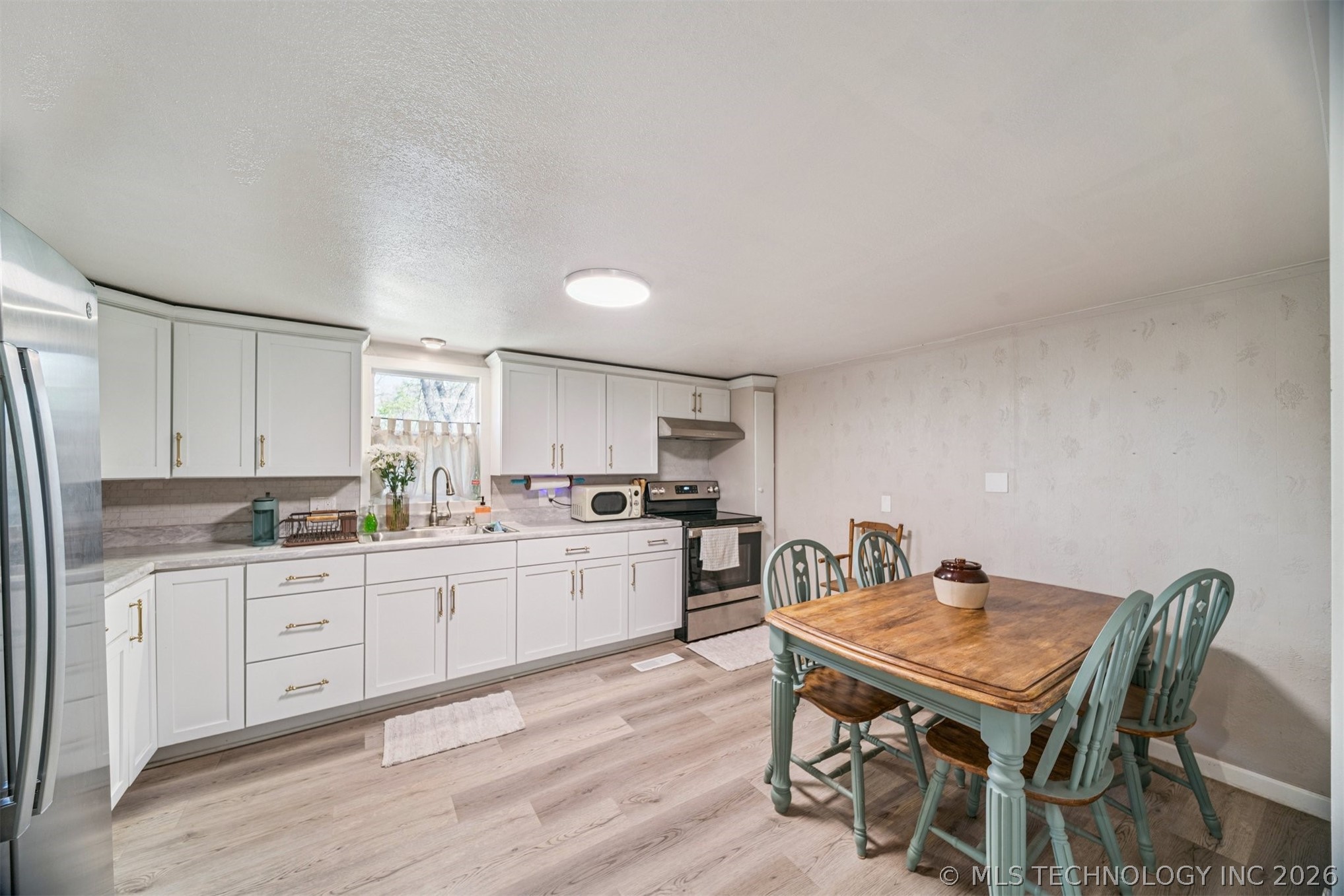 2031 Tarkington Property Photo 9