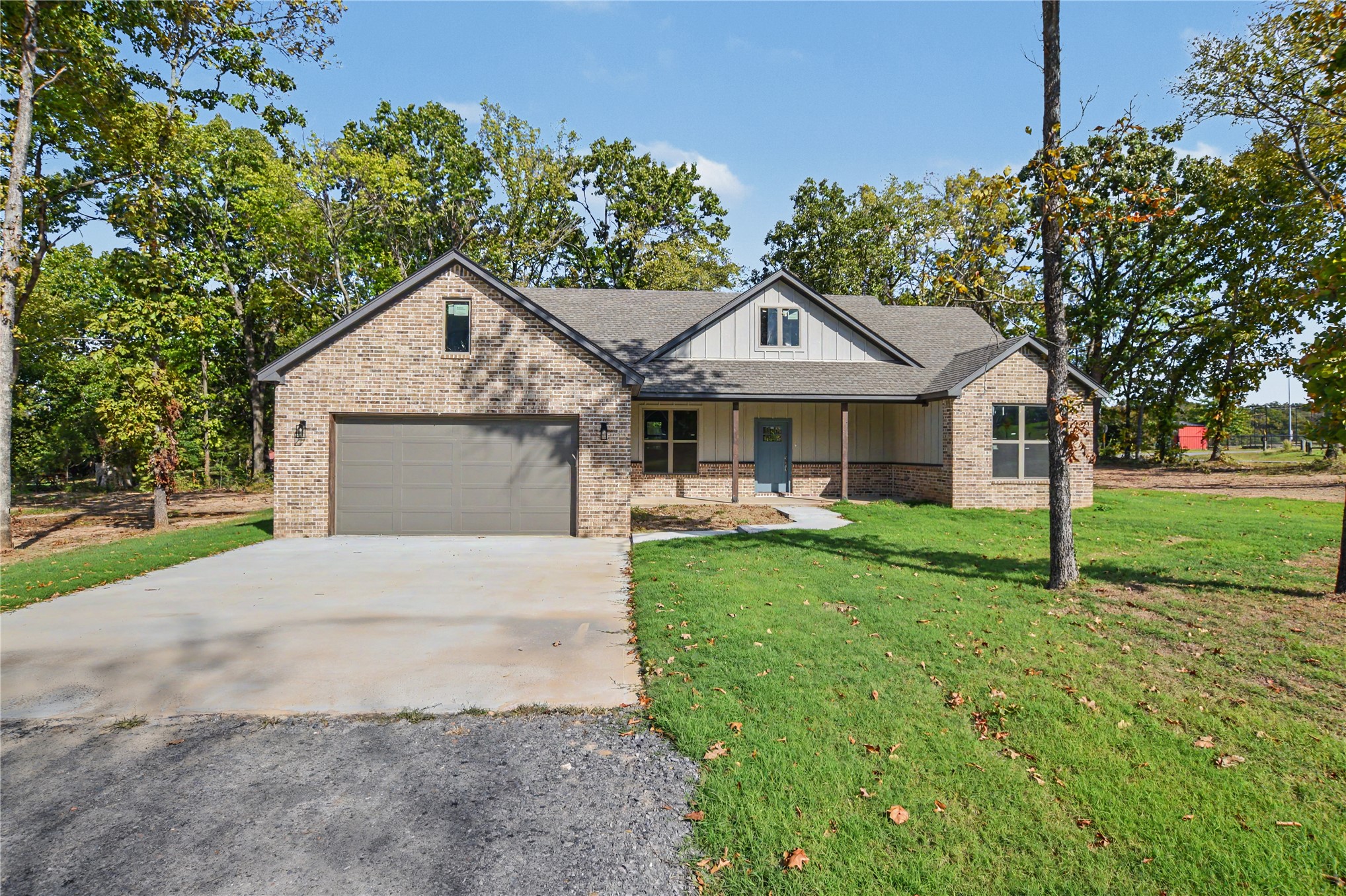 18835 W Hunters Court Property Photo 1