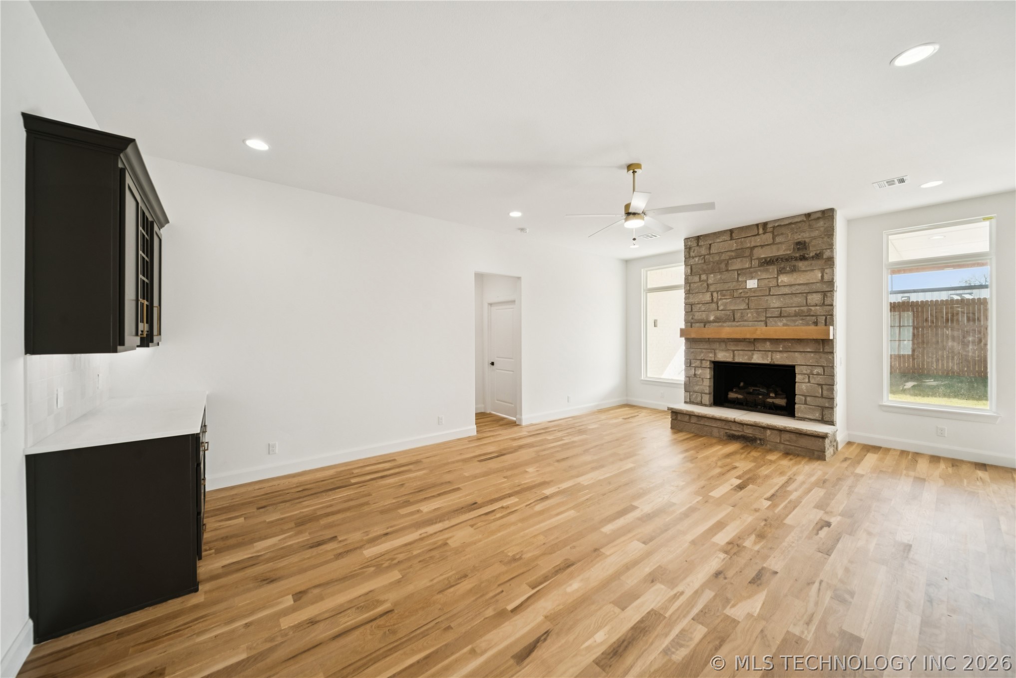 9712 E 132nd Street Property Photo 9