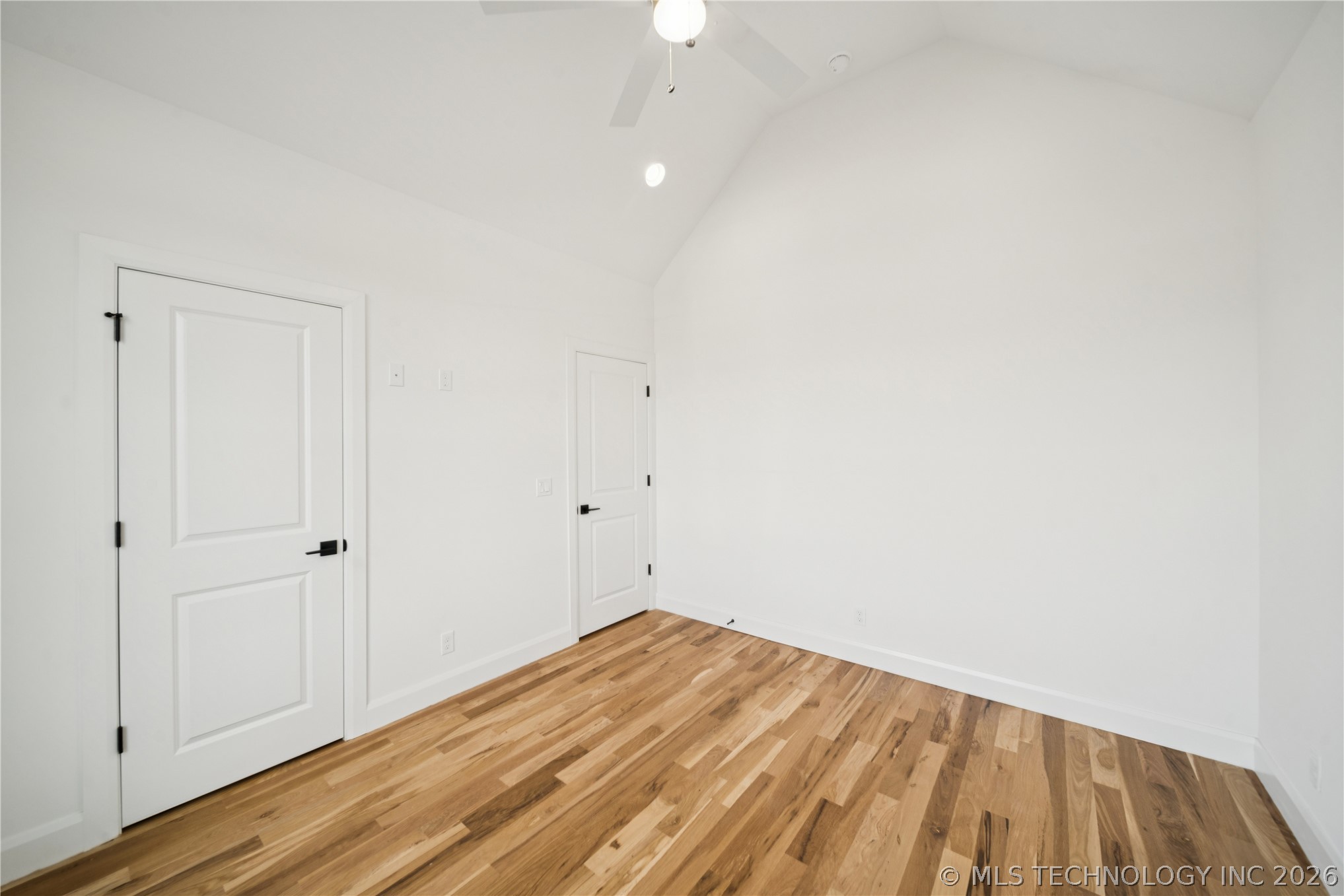 9712 E 132nd Street Property Photo 31