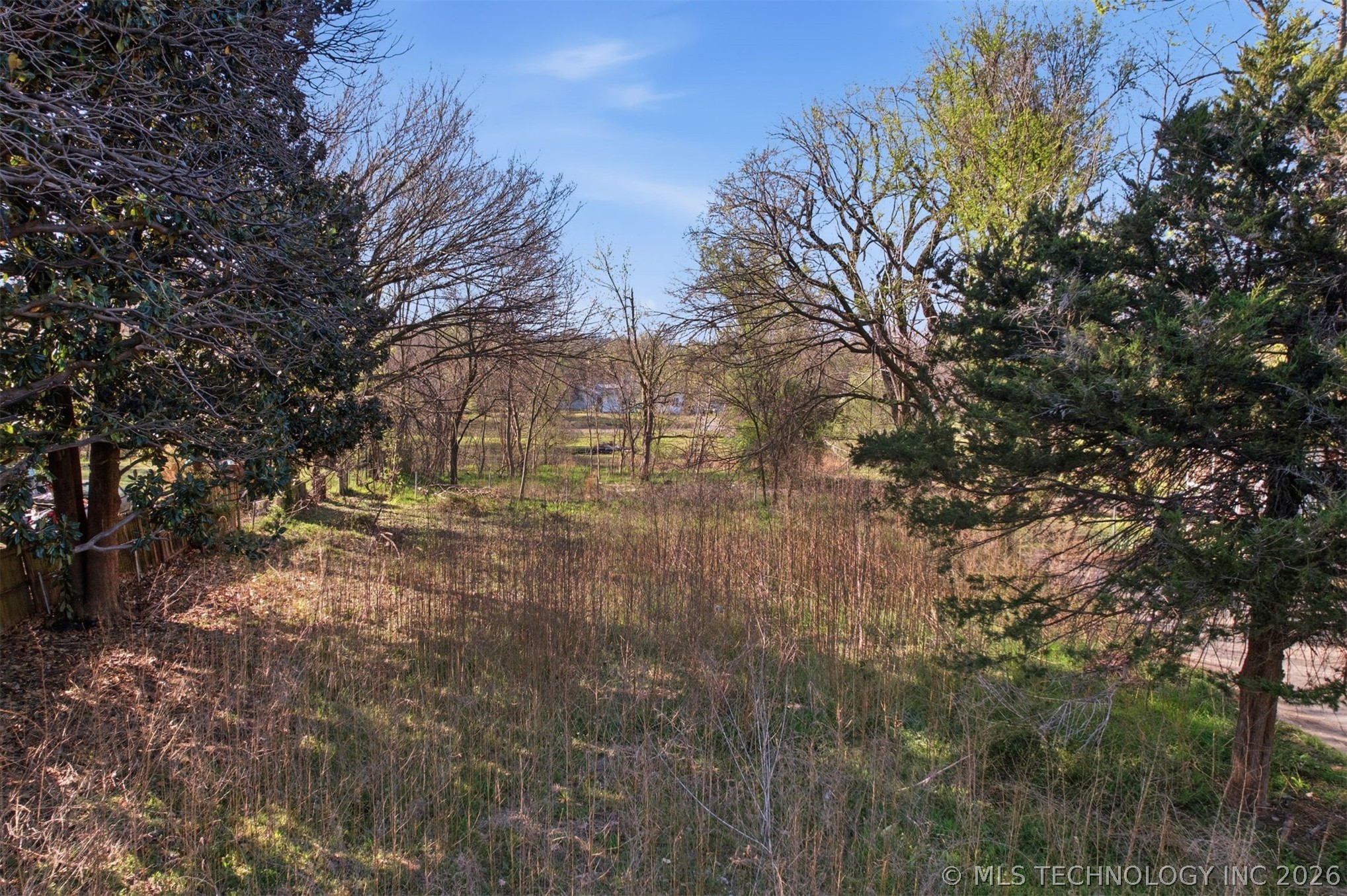 5134 W 8th Street Property Photo 5