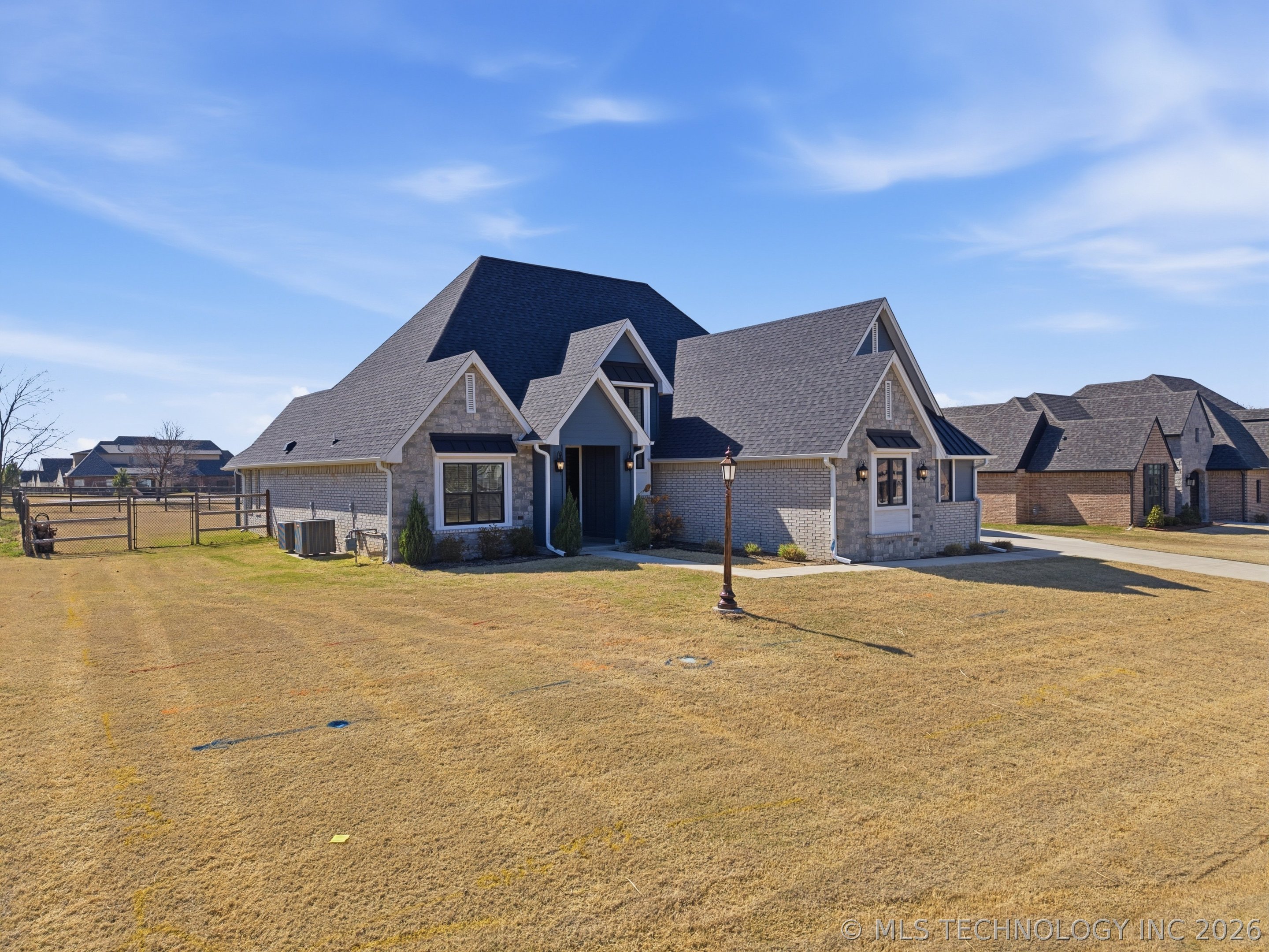 6480 N Blue Sage Drive Property Photo 6