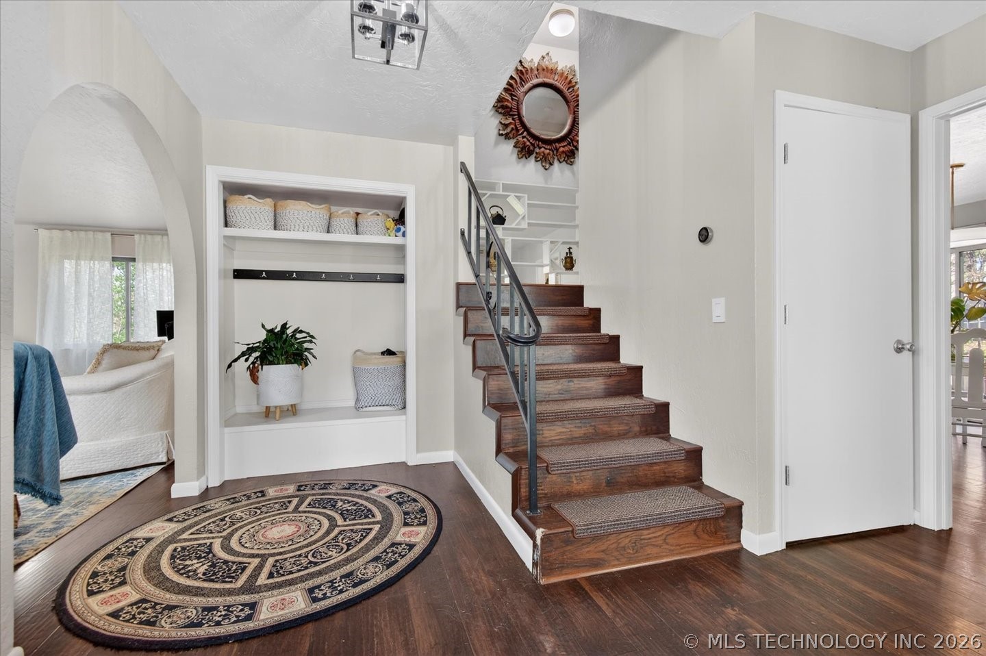 725 Kenwood Drive Property Photo 13