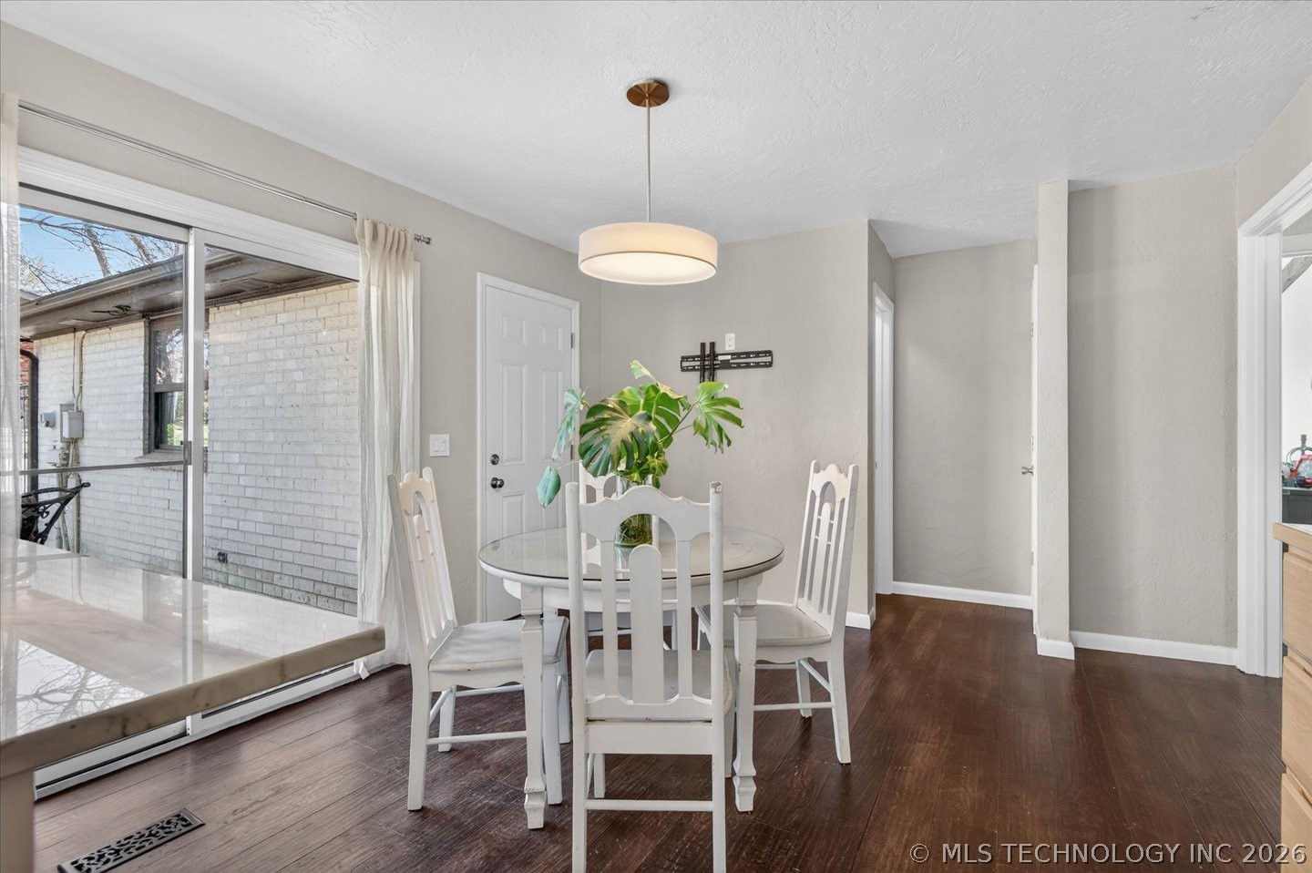 725 Kenwood Drive Property Photo 20