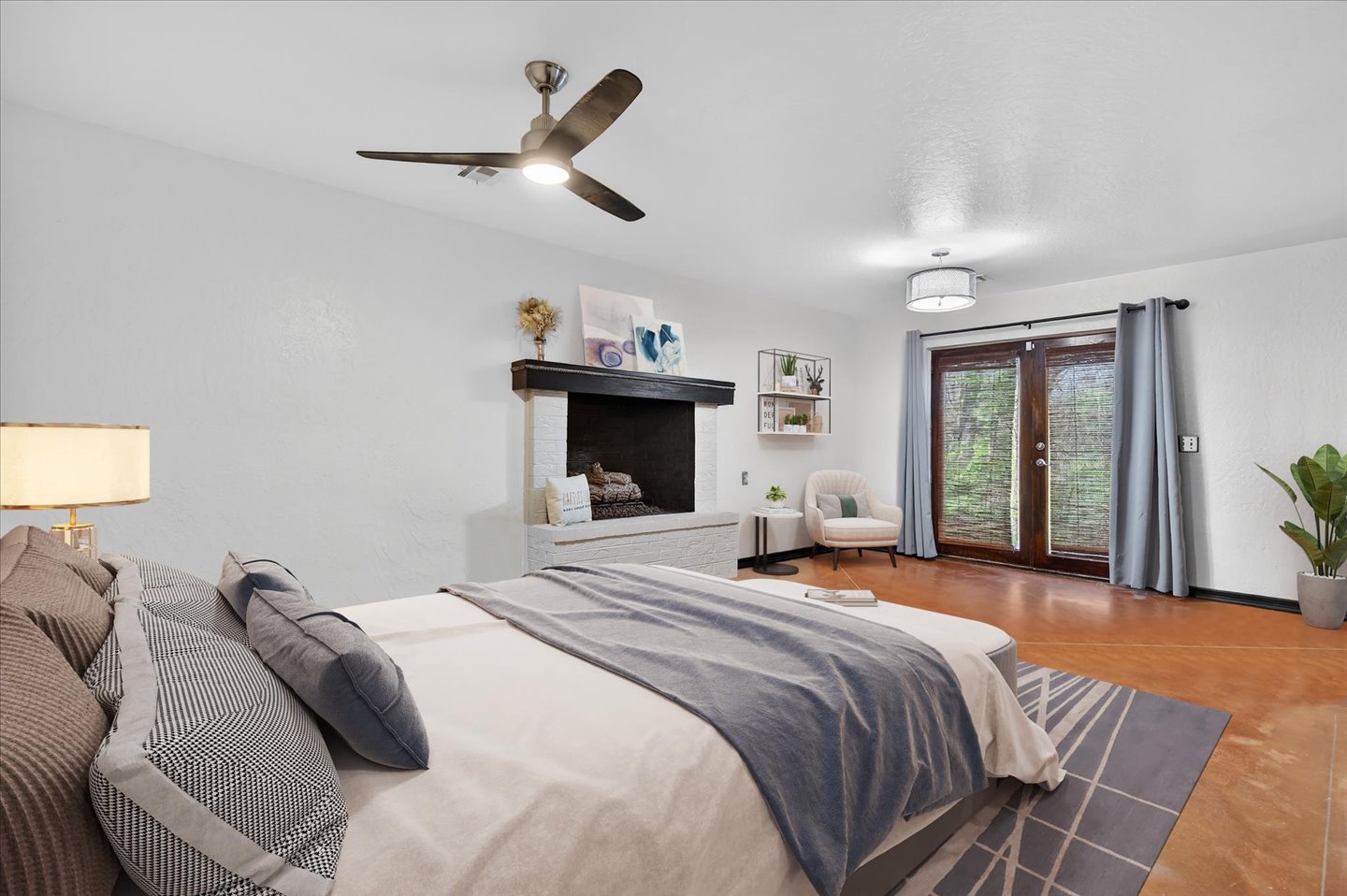 725 Kenwood Drive Property Photo 36