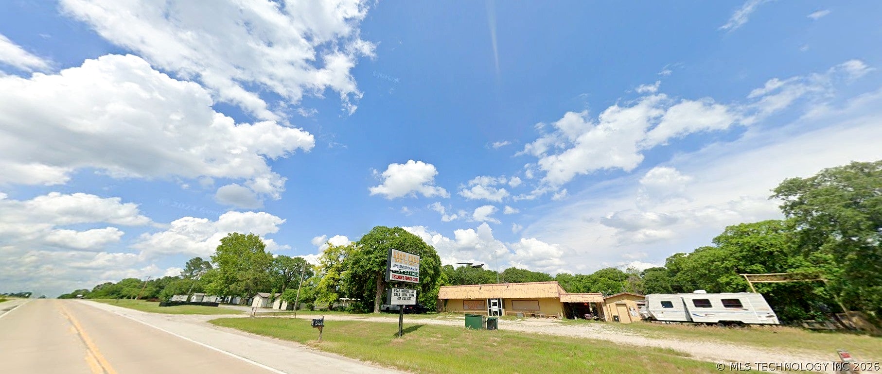 5268 N 377 Highway Property Photo 2