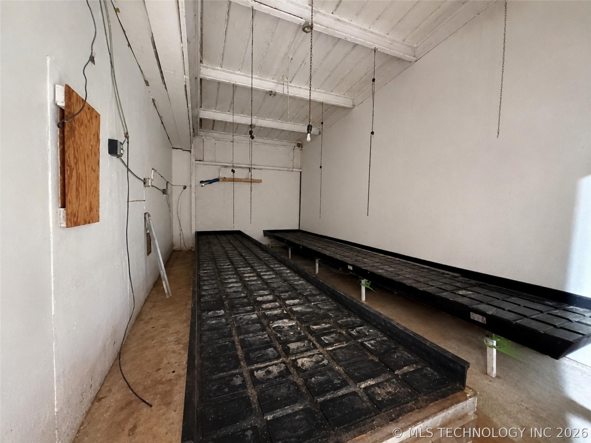 5268 N 377 Highway Property Photo 14