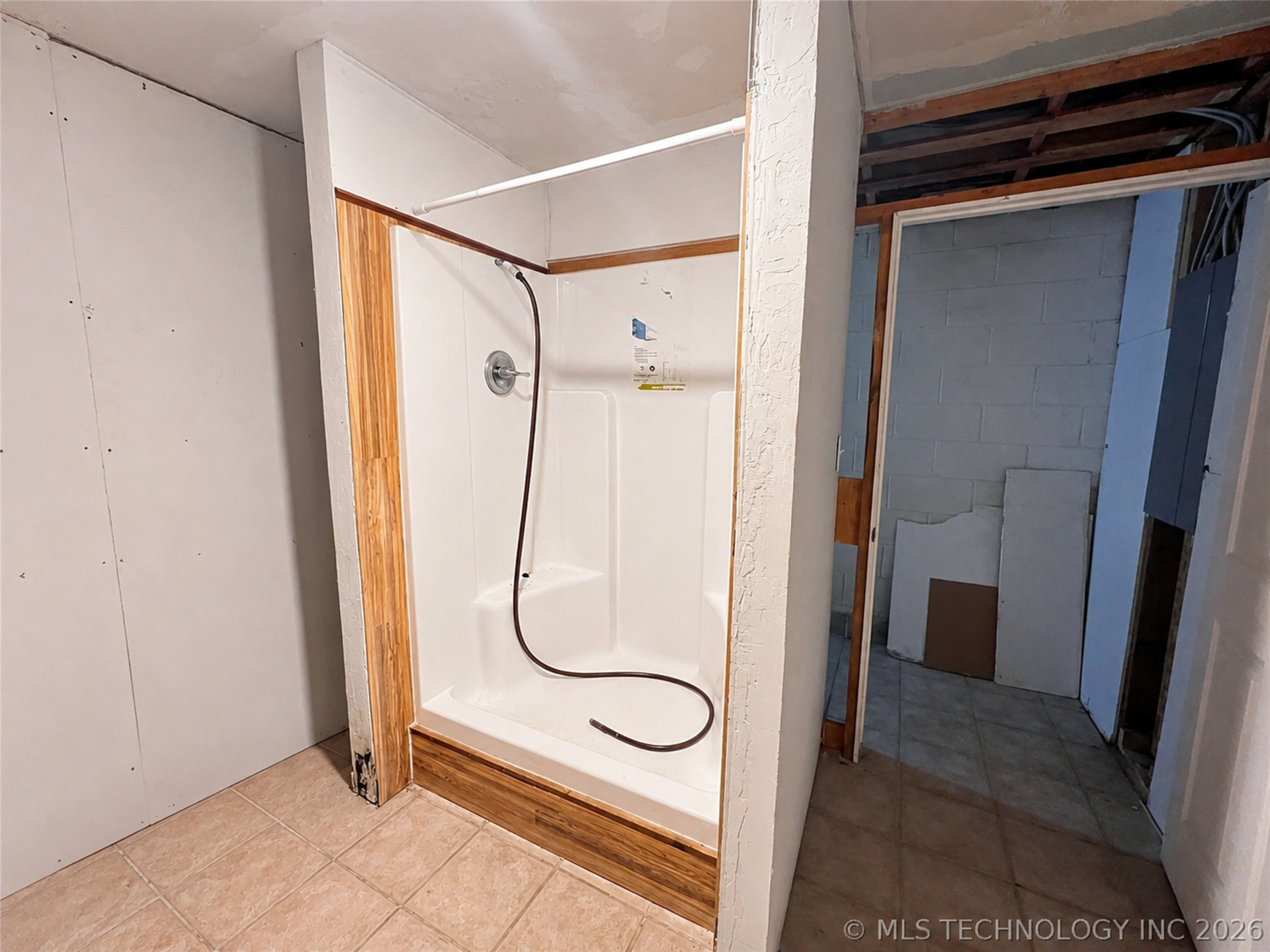 5268 N 377 Highway Property Photo 25