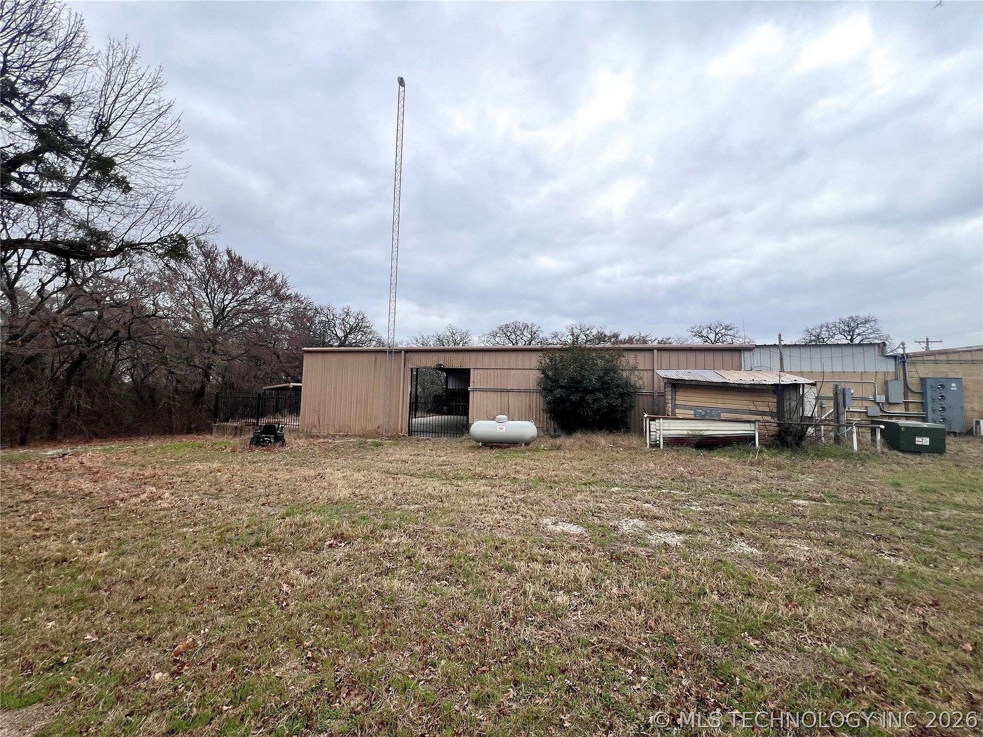 5268 N 377 Highway Property Photo 41