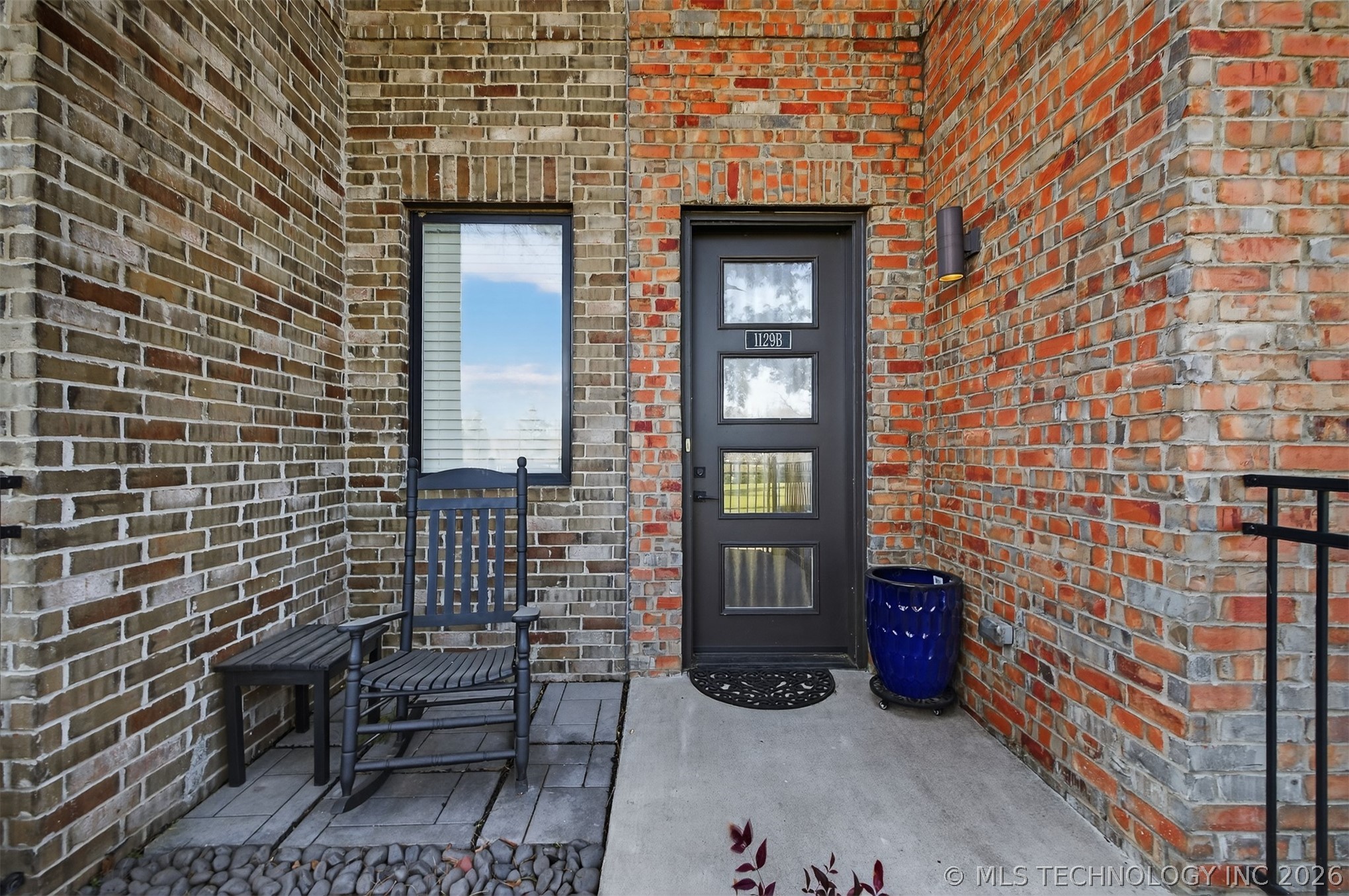 1129 E 7th Street B13 Property Photo 4