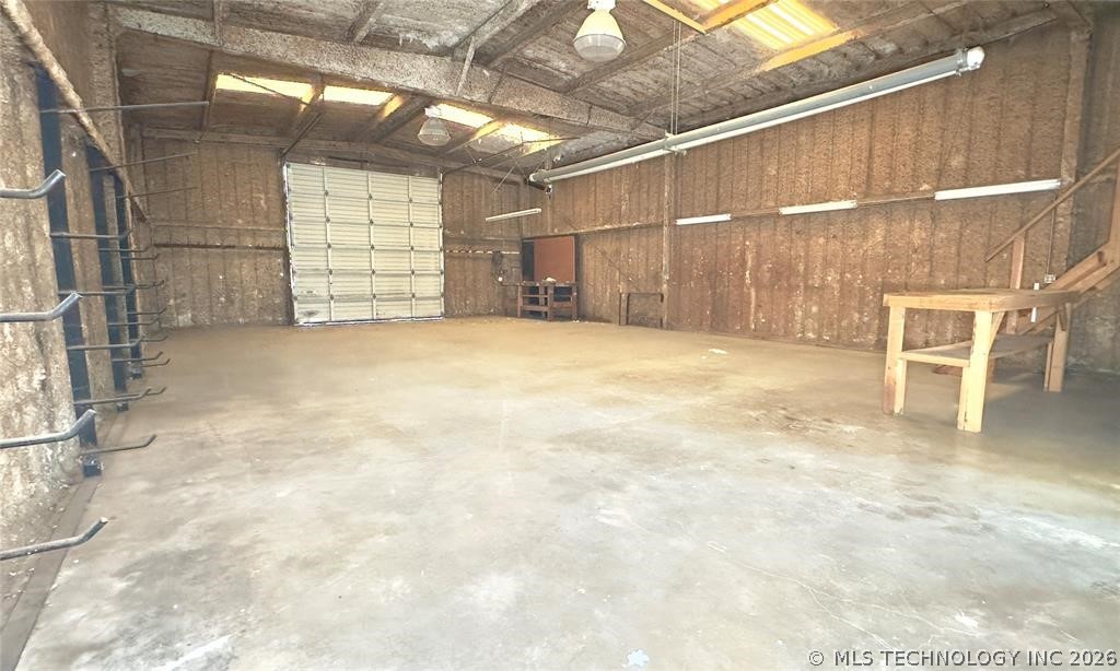 315 W Moses Property Photo 9