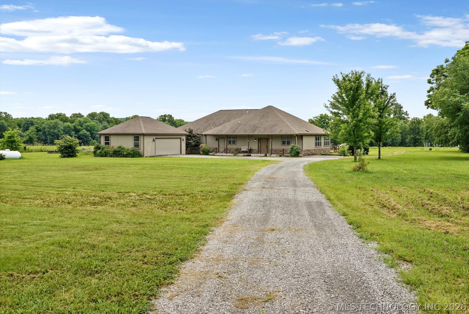 2130 E 4675 Road Property Photo 14
