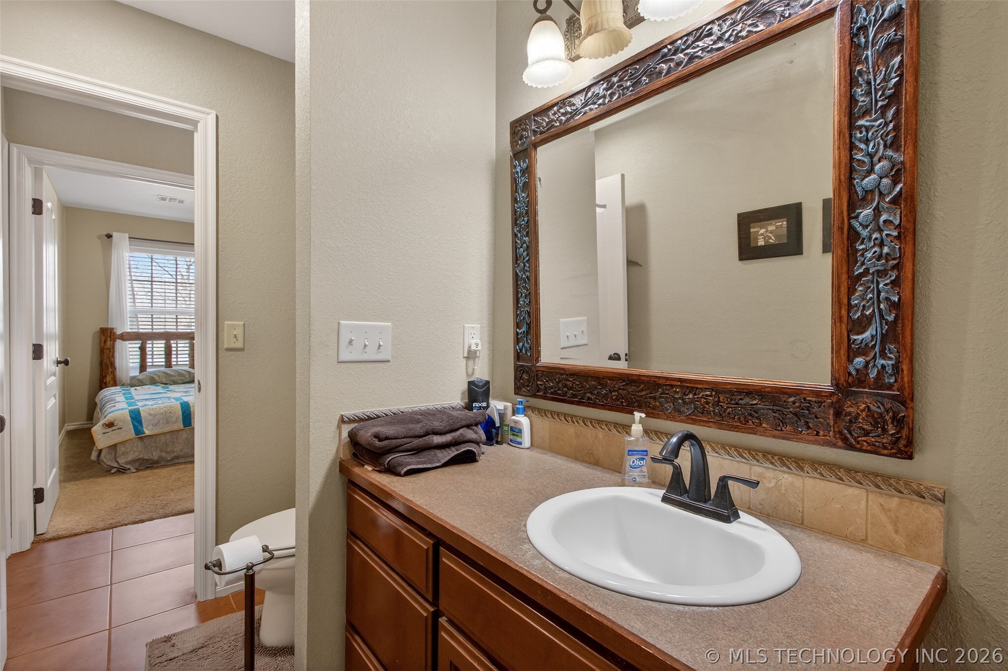 2709 S 34th Road Property Photo 32