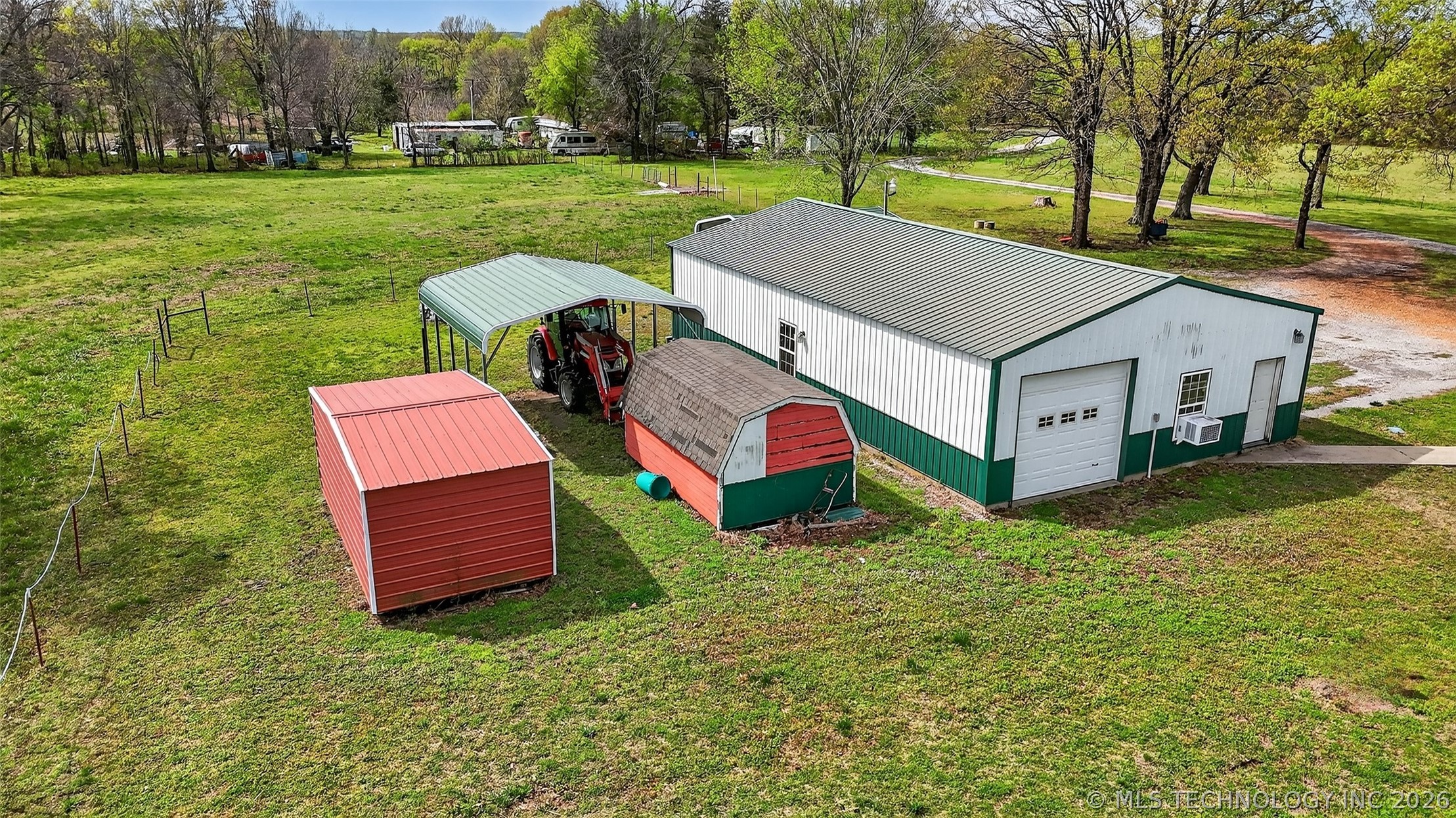 2709 S 34th Road Property Photo 46