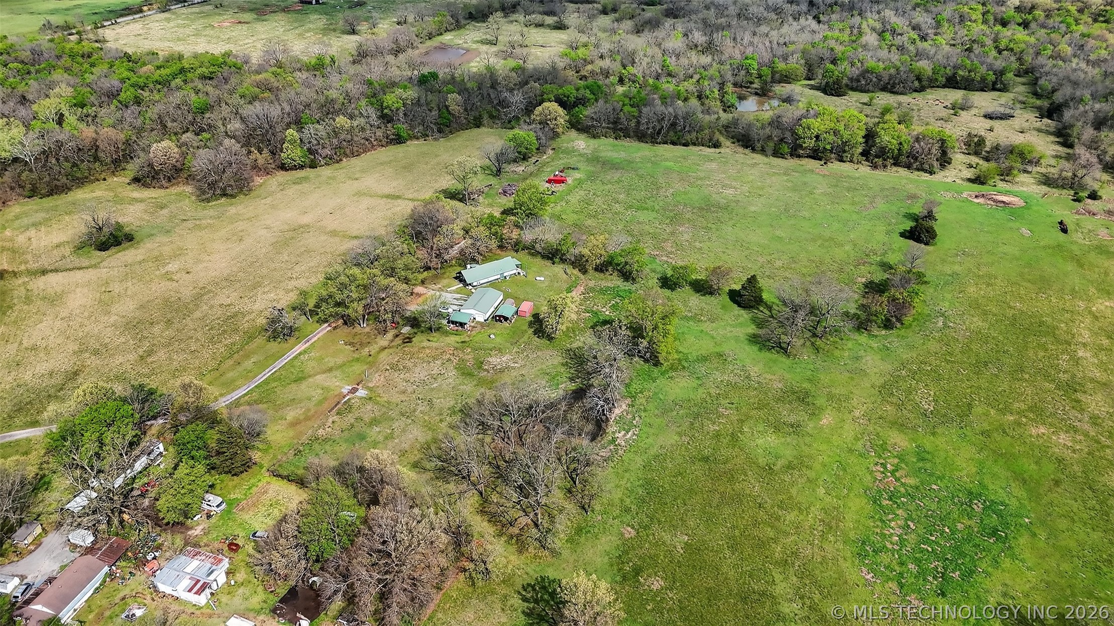 2709 S 34th Road Property Photo 62