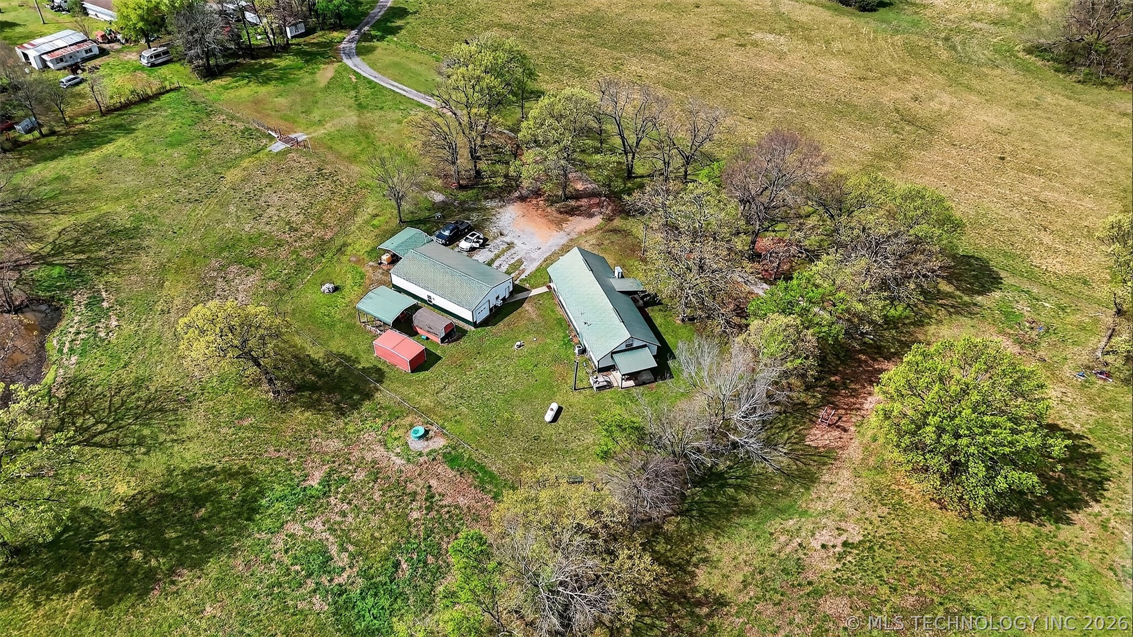 2709 S 34th Road Property Photo 63