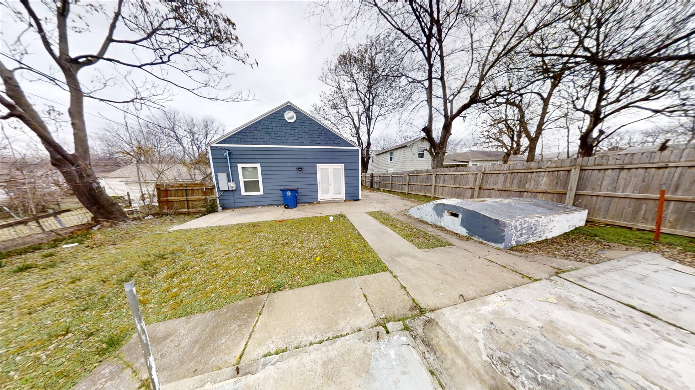3208 E Easton Street Property Photo 2