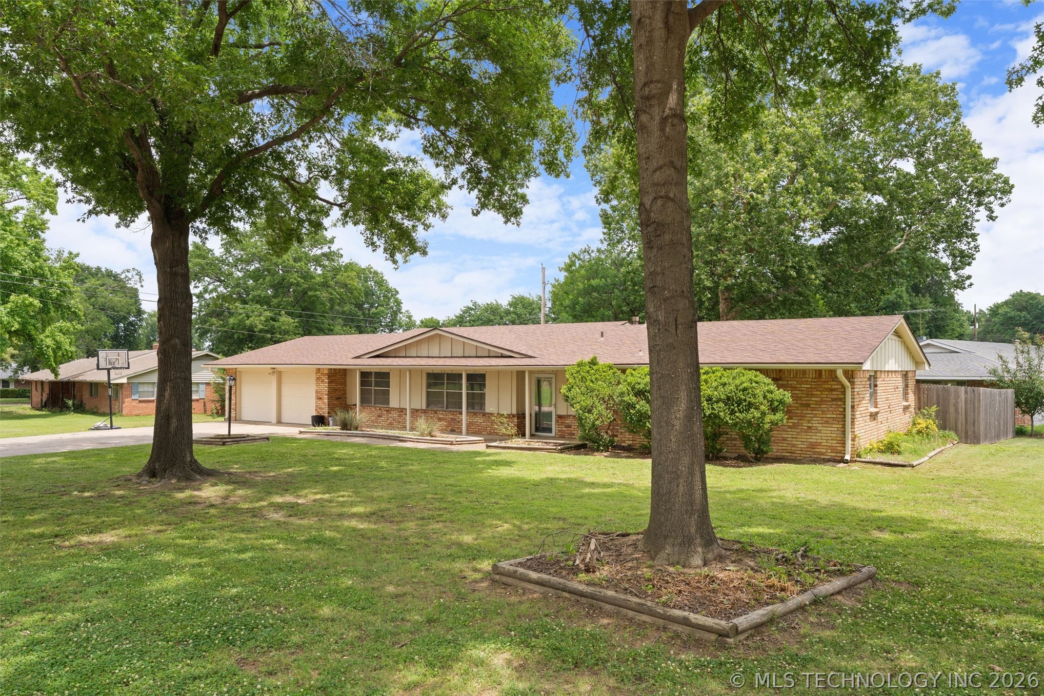 1418 Grandview Road Property Photo 6