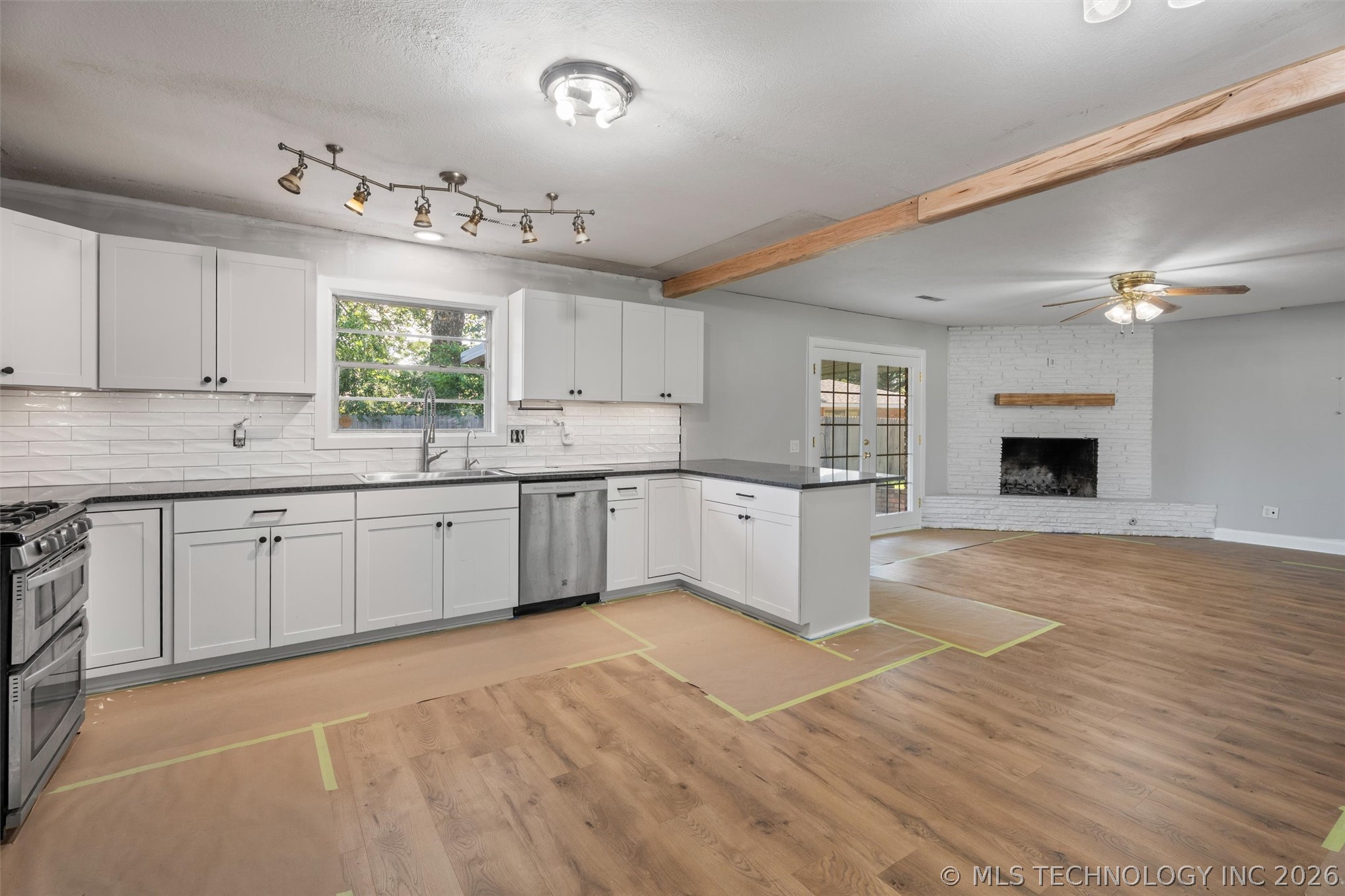 1418 Grandview Road Property Photo 13