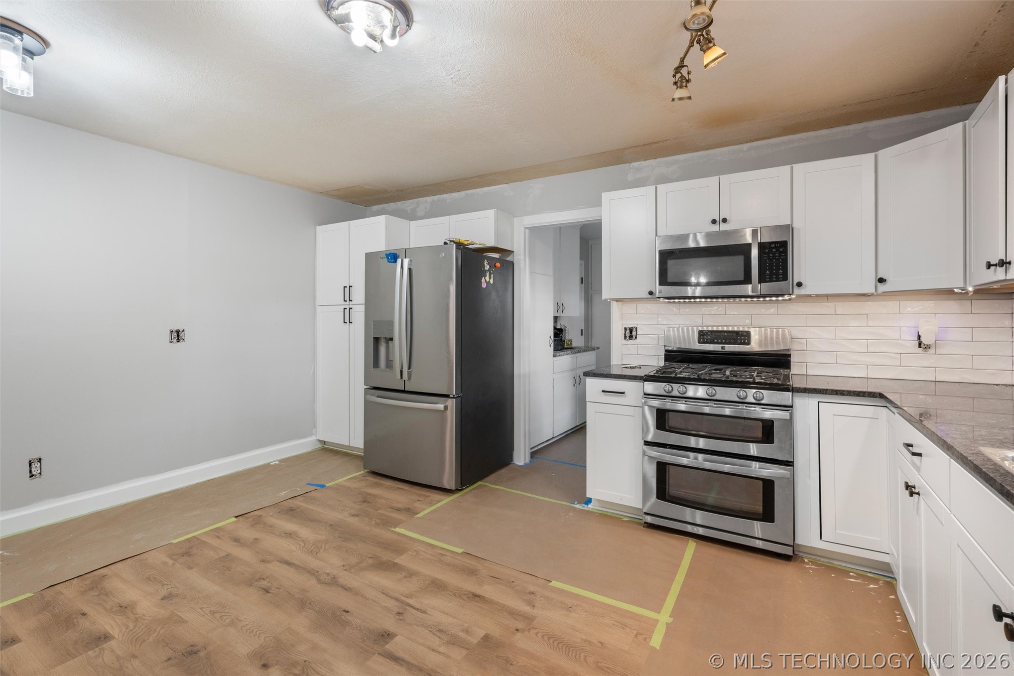 1418 Grandview Road Property Photo 14