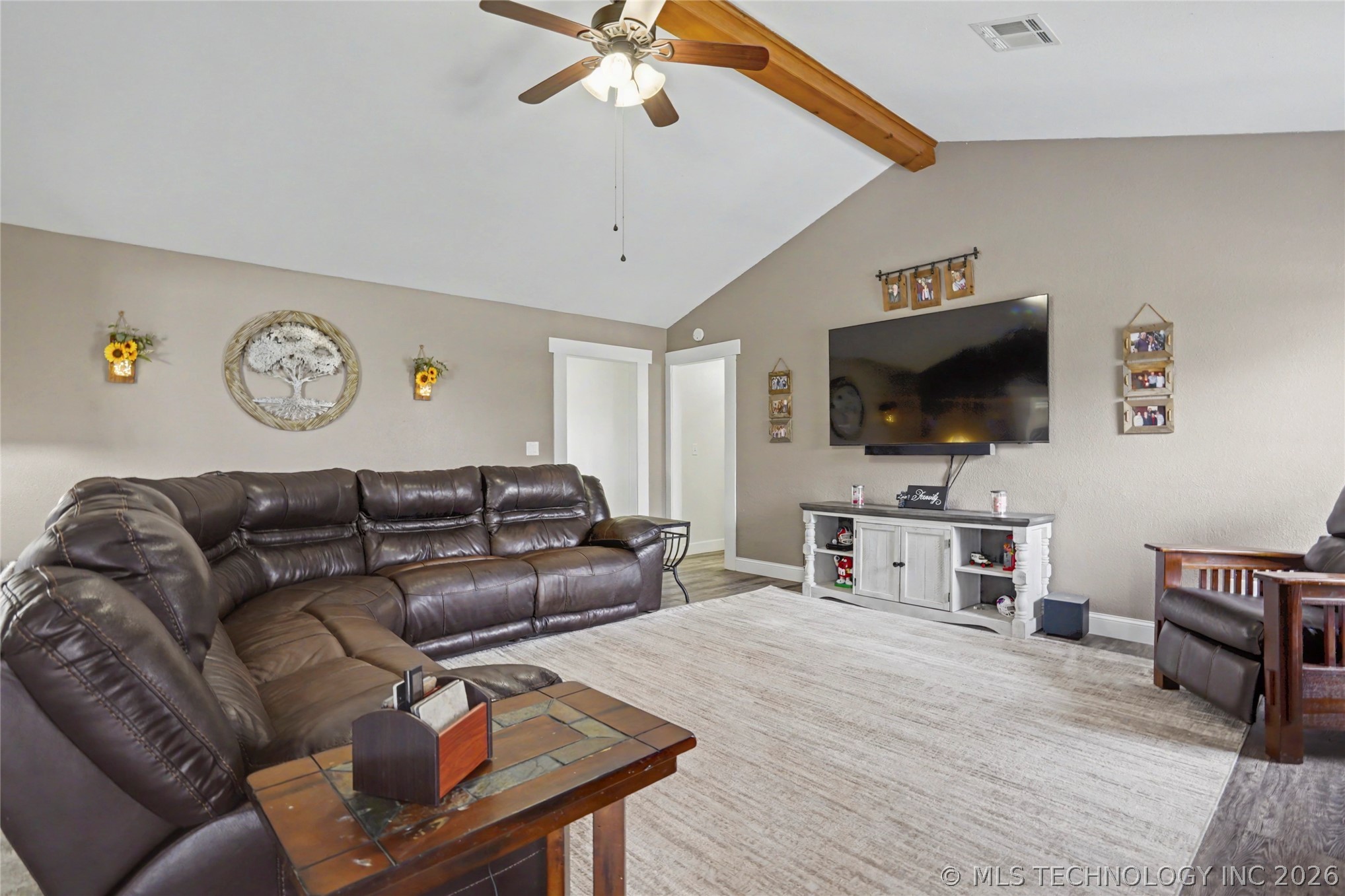 84 Southridge Drive Property Photo 9