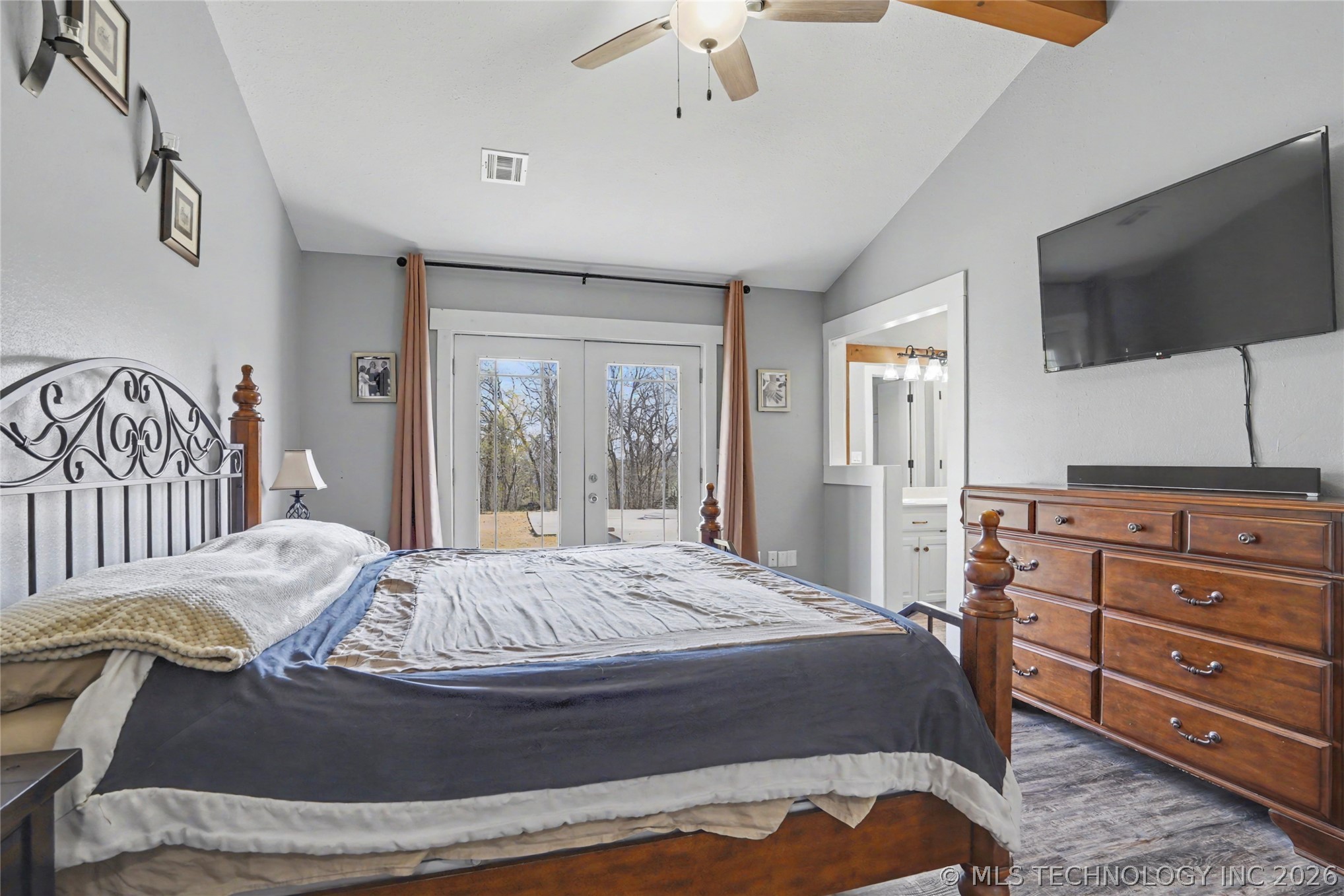 84 Southridge Drive Property Photo 18