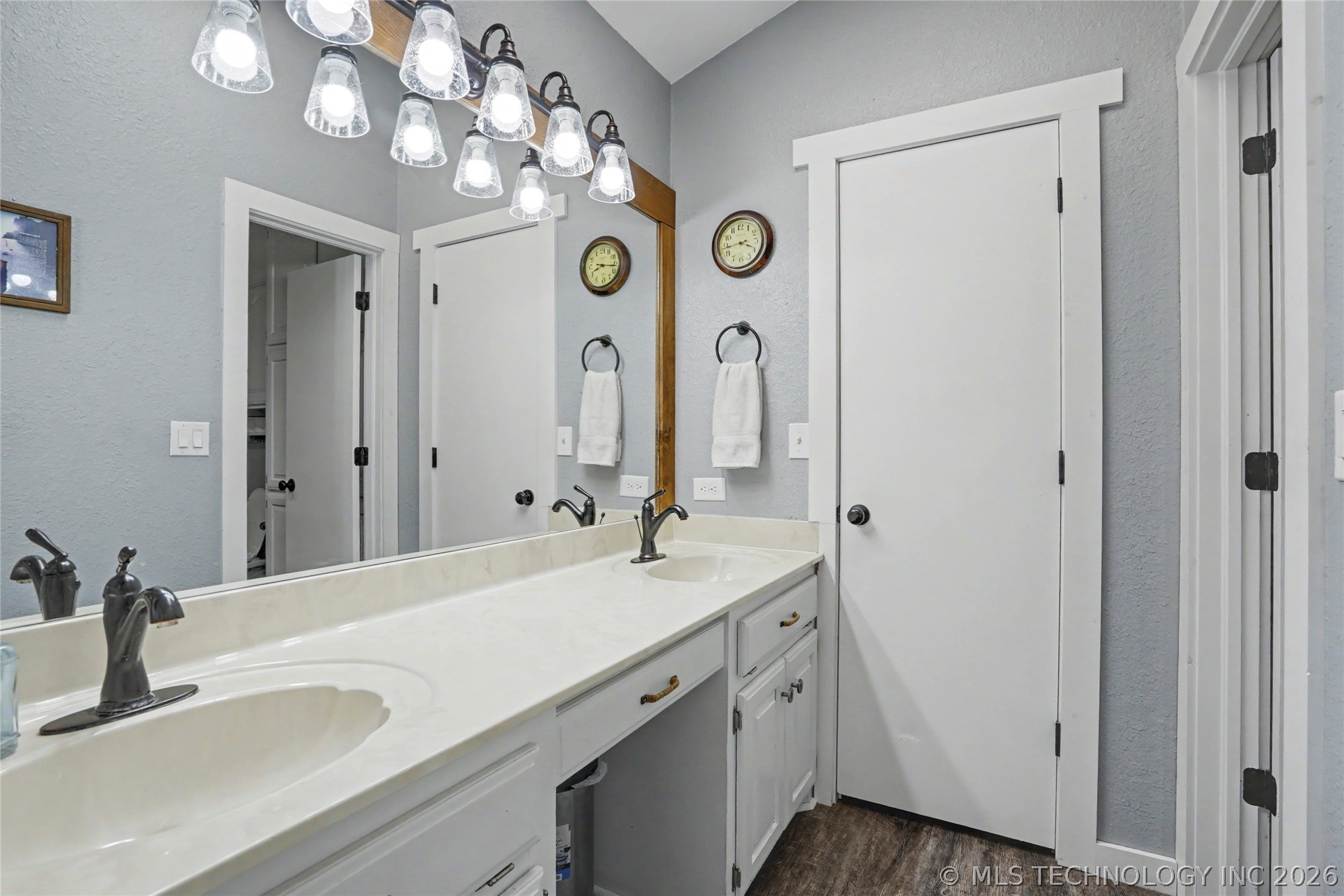 84 Southridge Drive Property Photo 21