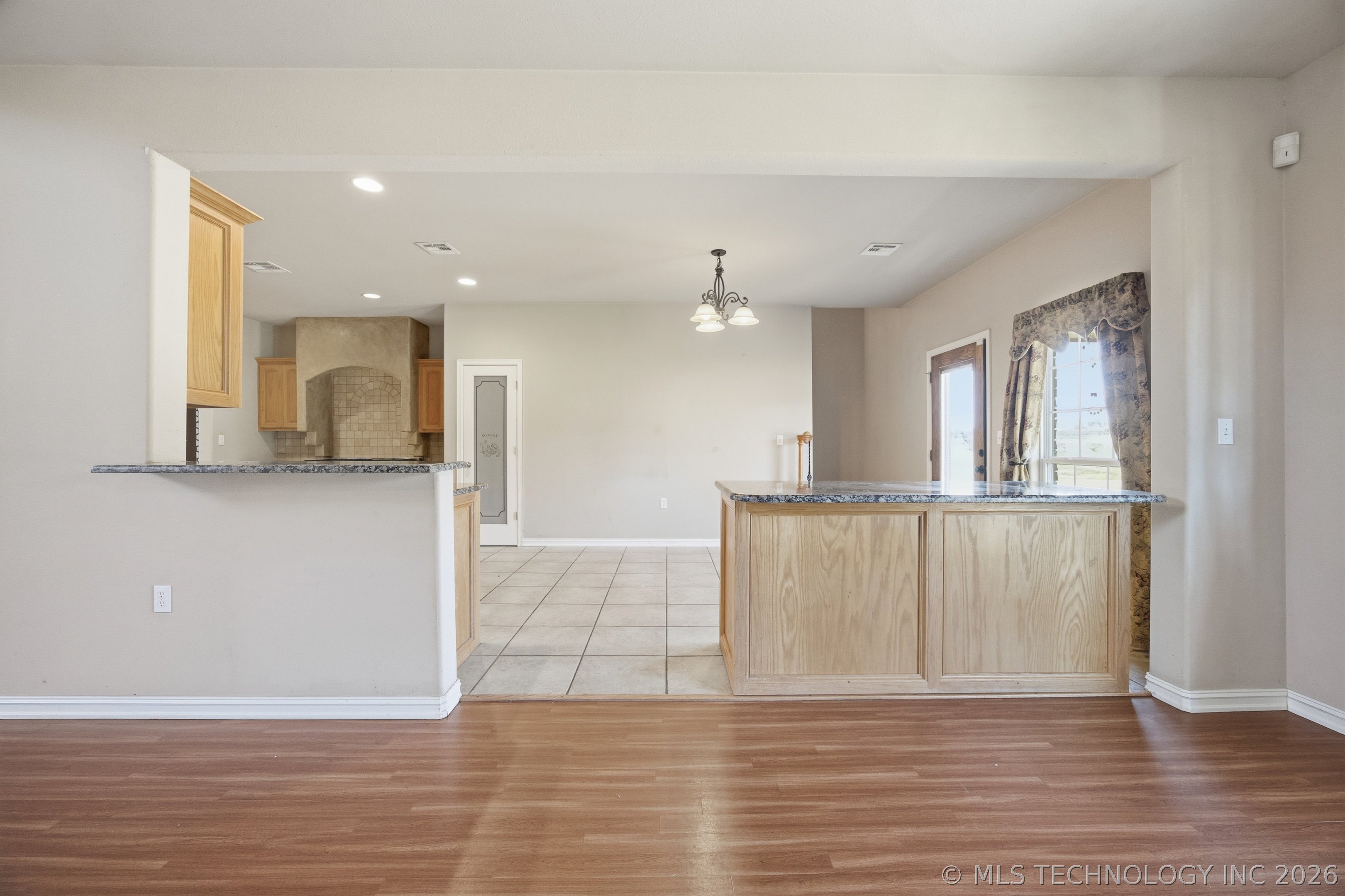23727 S 413th East Avenue Property Photo 10
